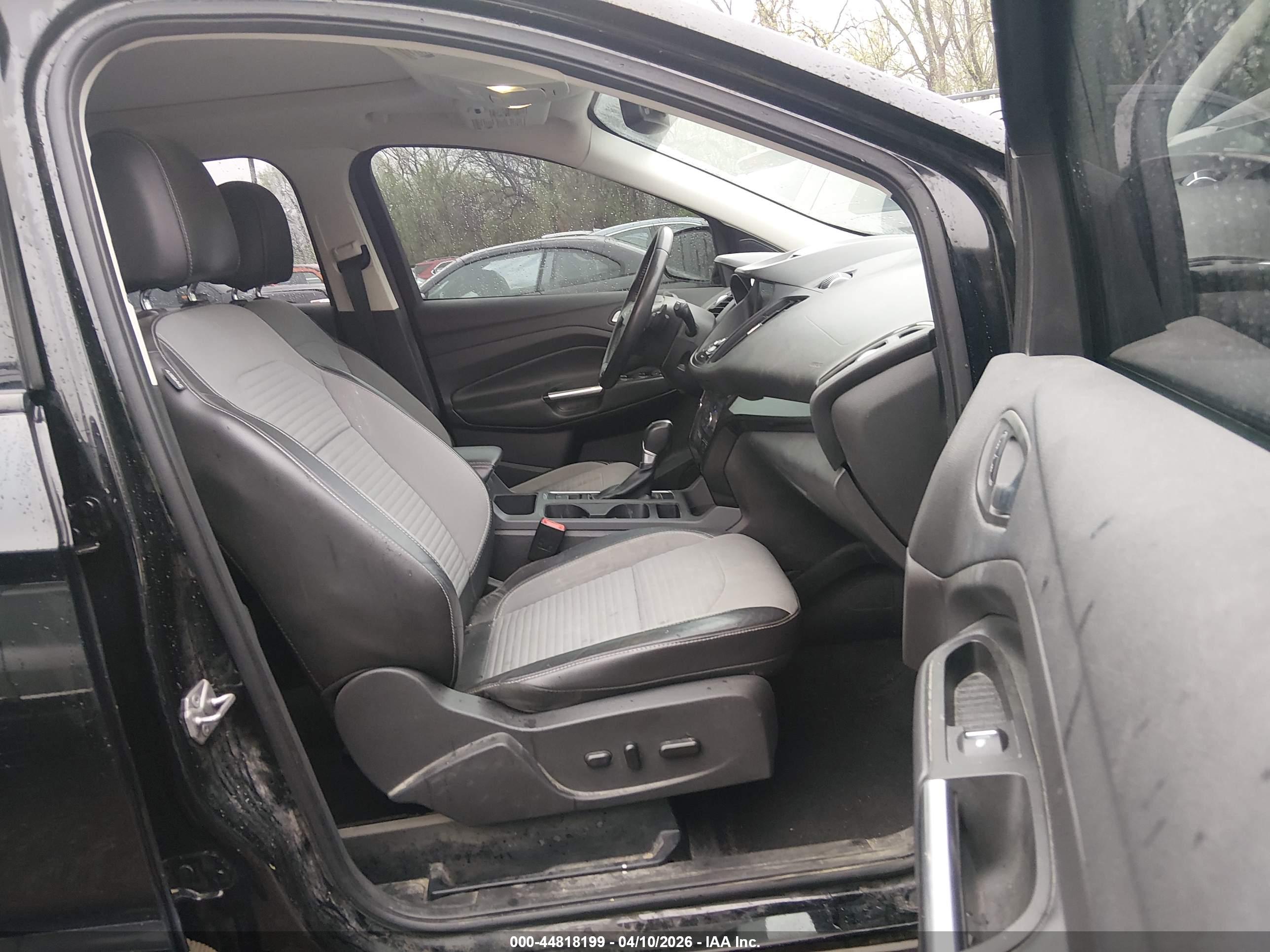 FORD ESCAPE image 5