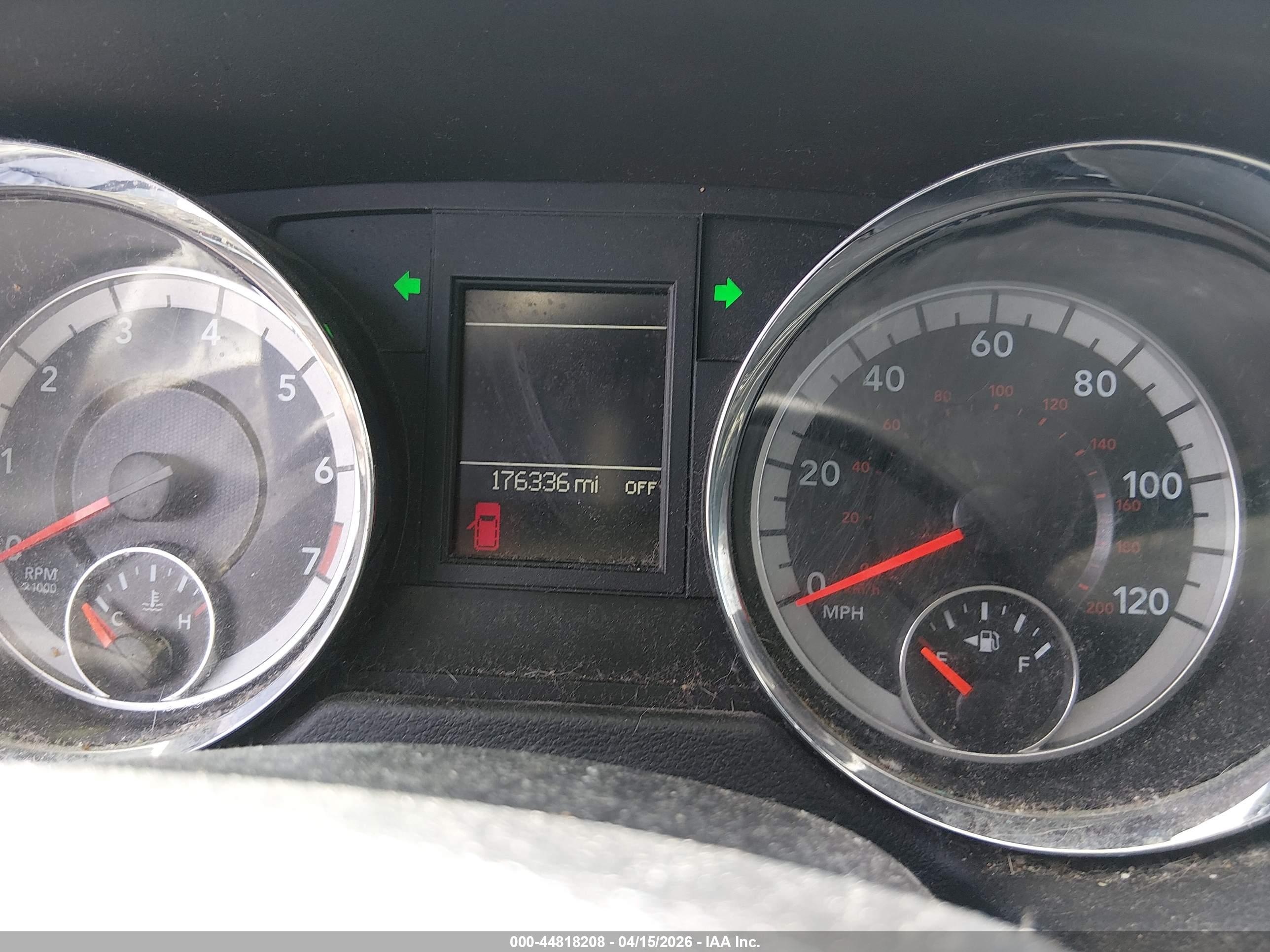 DODGE GRAND image 7