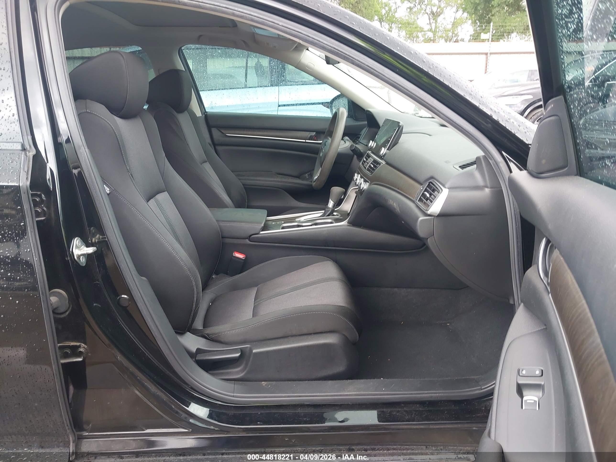 HONDA ACCORD image 5