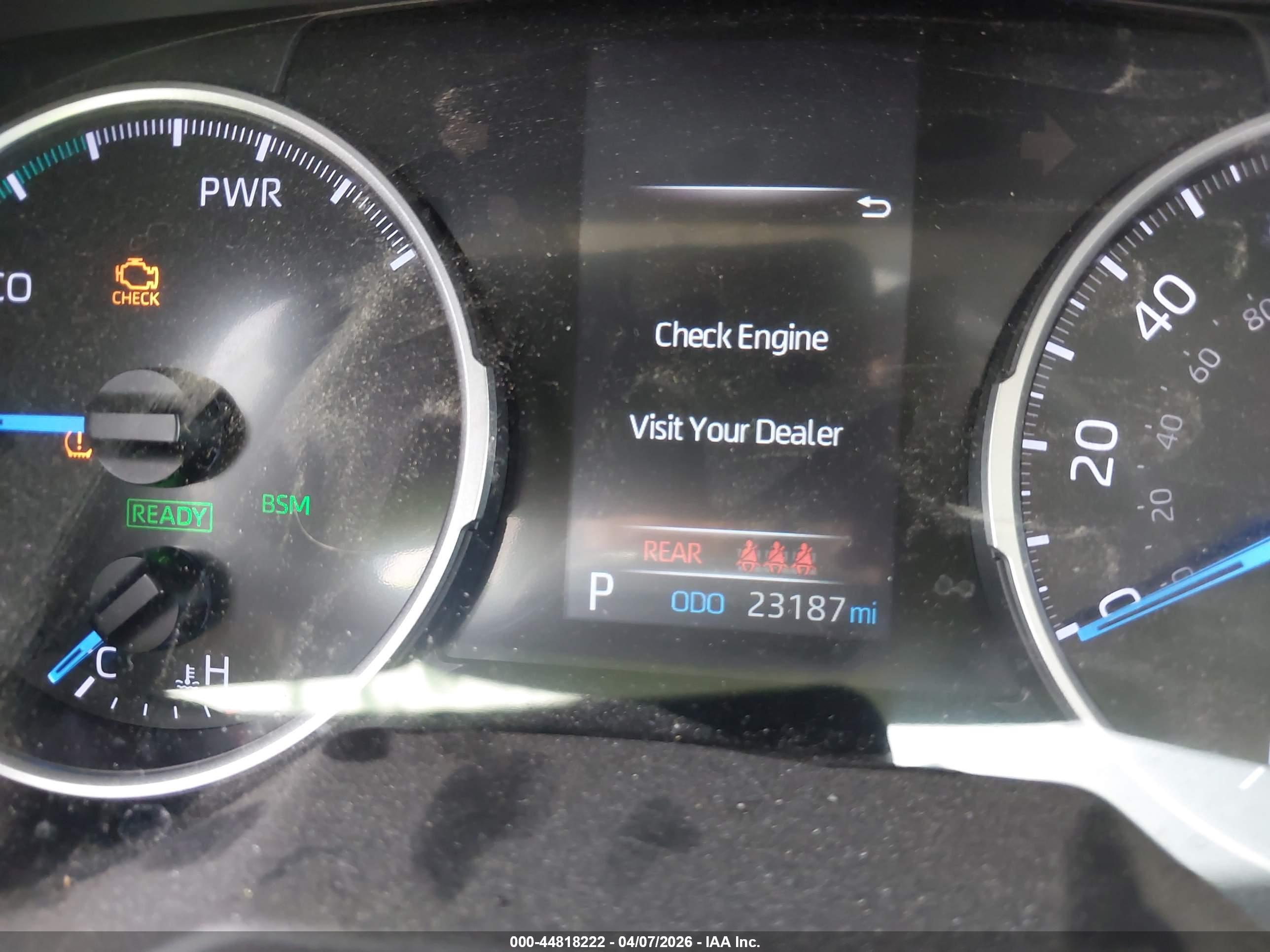 TOYOTA RAV4 image 7
