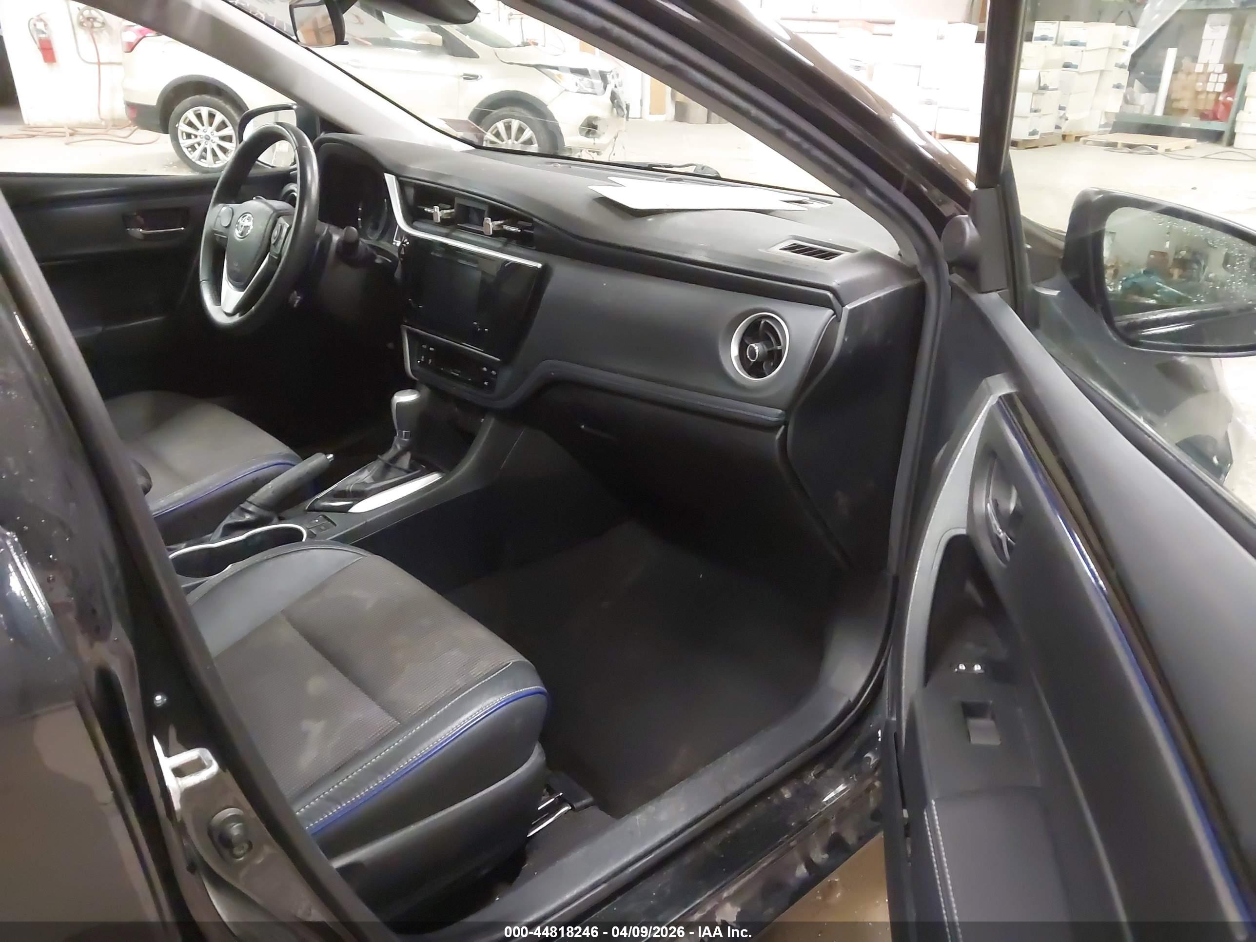 TOYOTA COROLLA image 5
