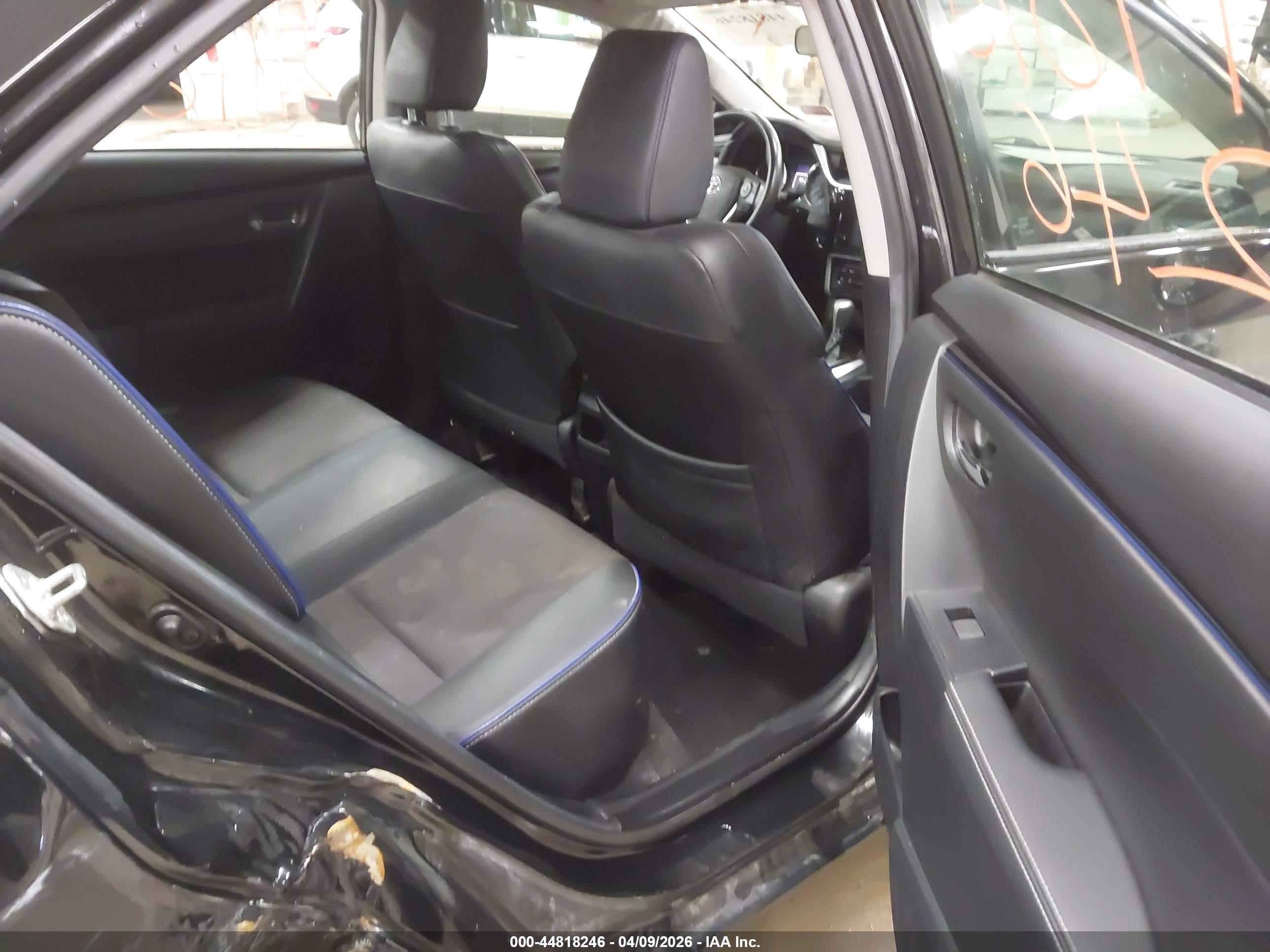 TOYOTA COROLLA image 8