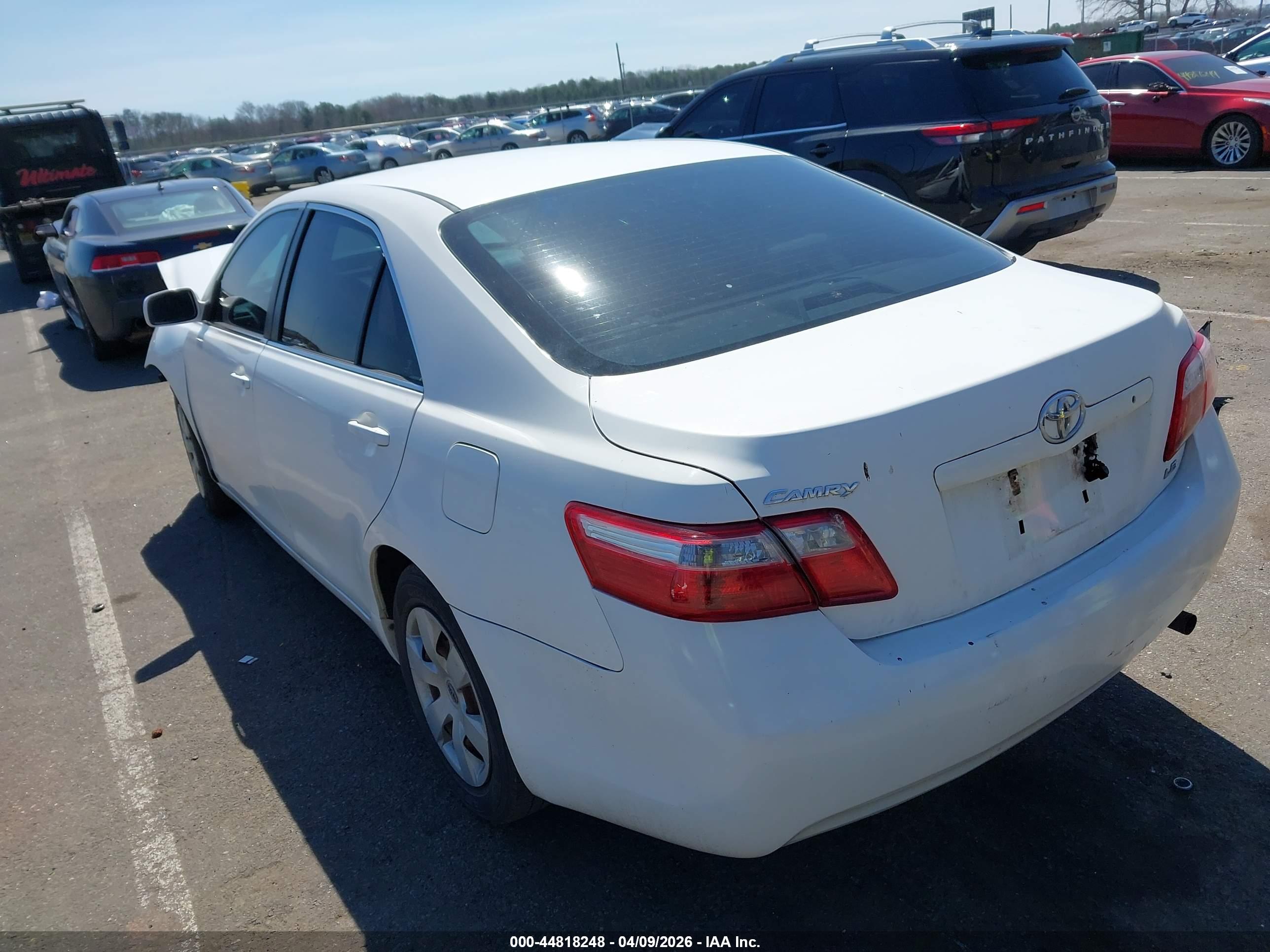TOYOTA CAMRY image 3