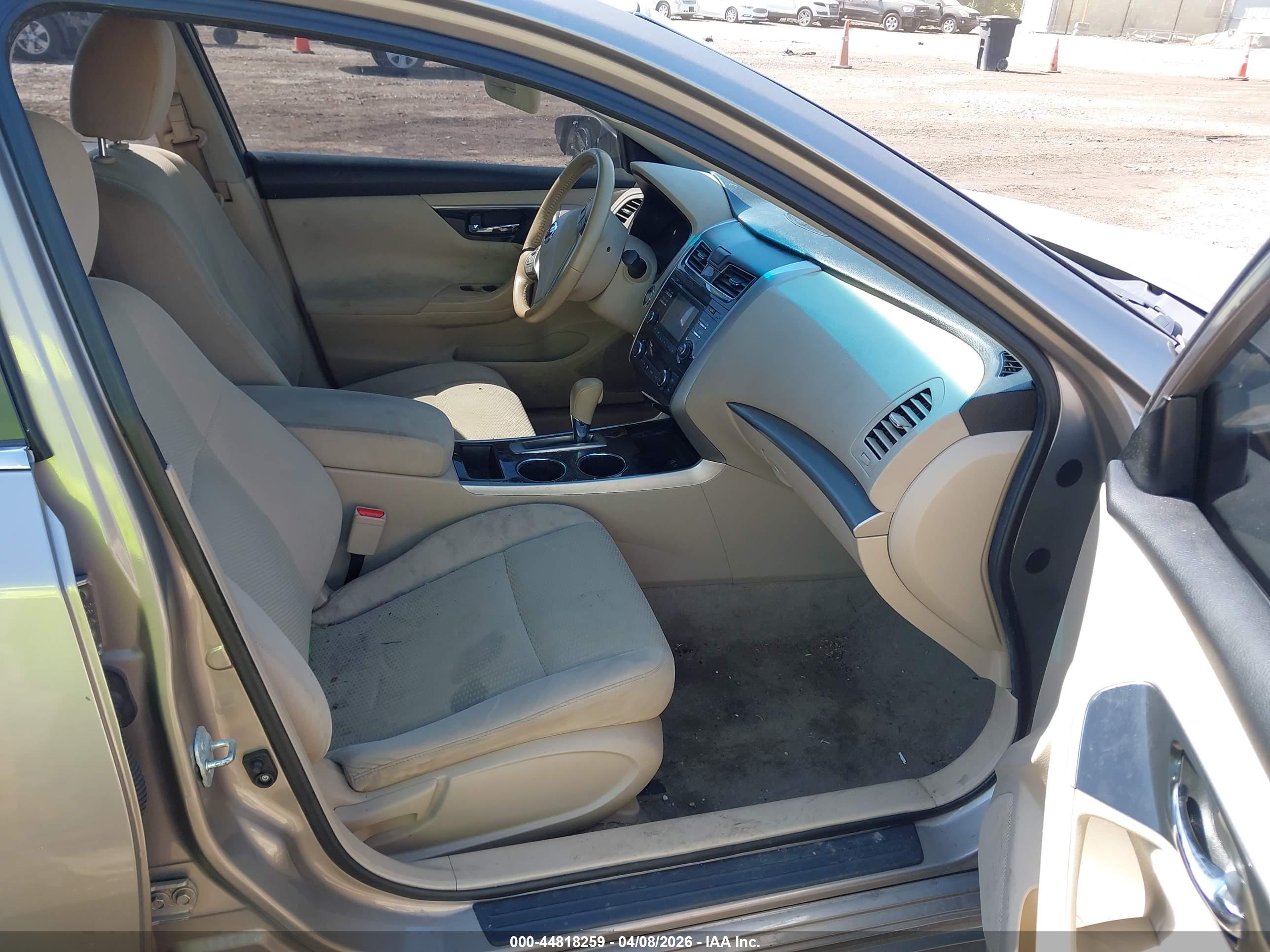 NISSAN ALTIMA image 5