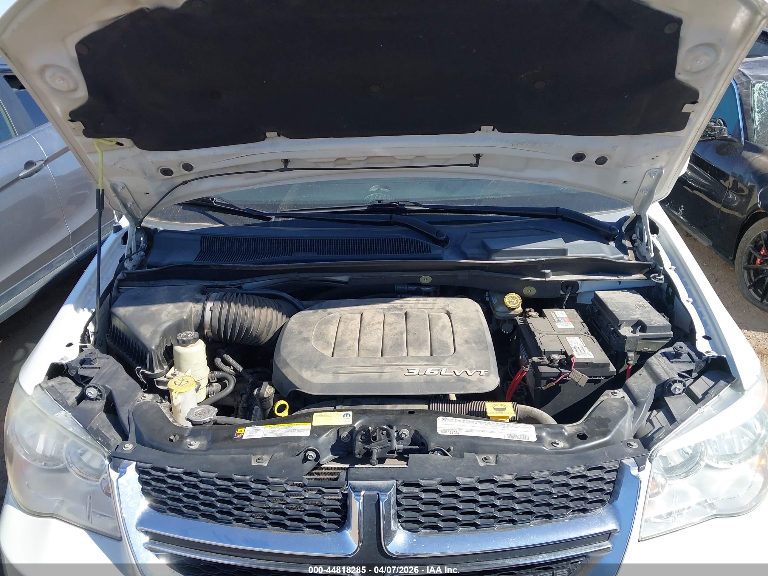 DODGE GRAND image 10