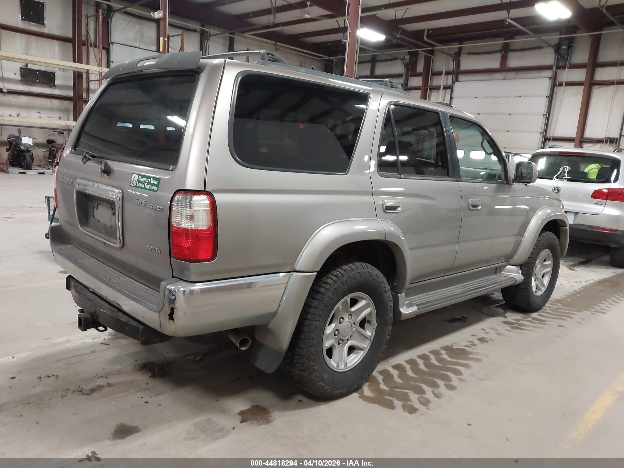 TOYOTA 4RUNNER image 4