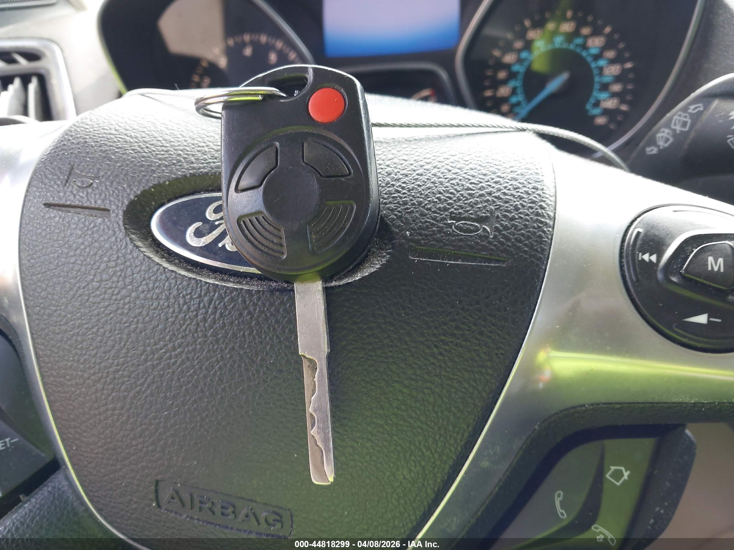 FORD ESCAPE image 11