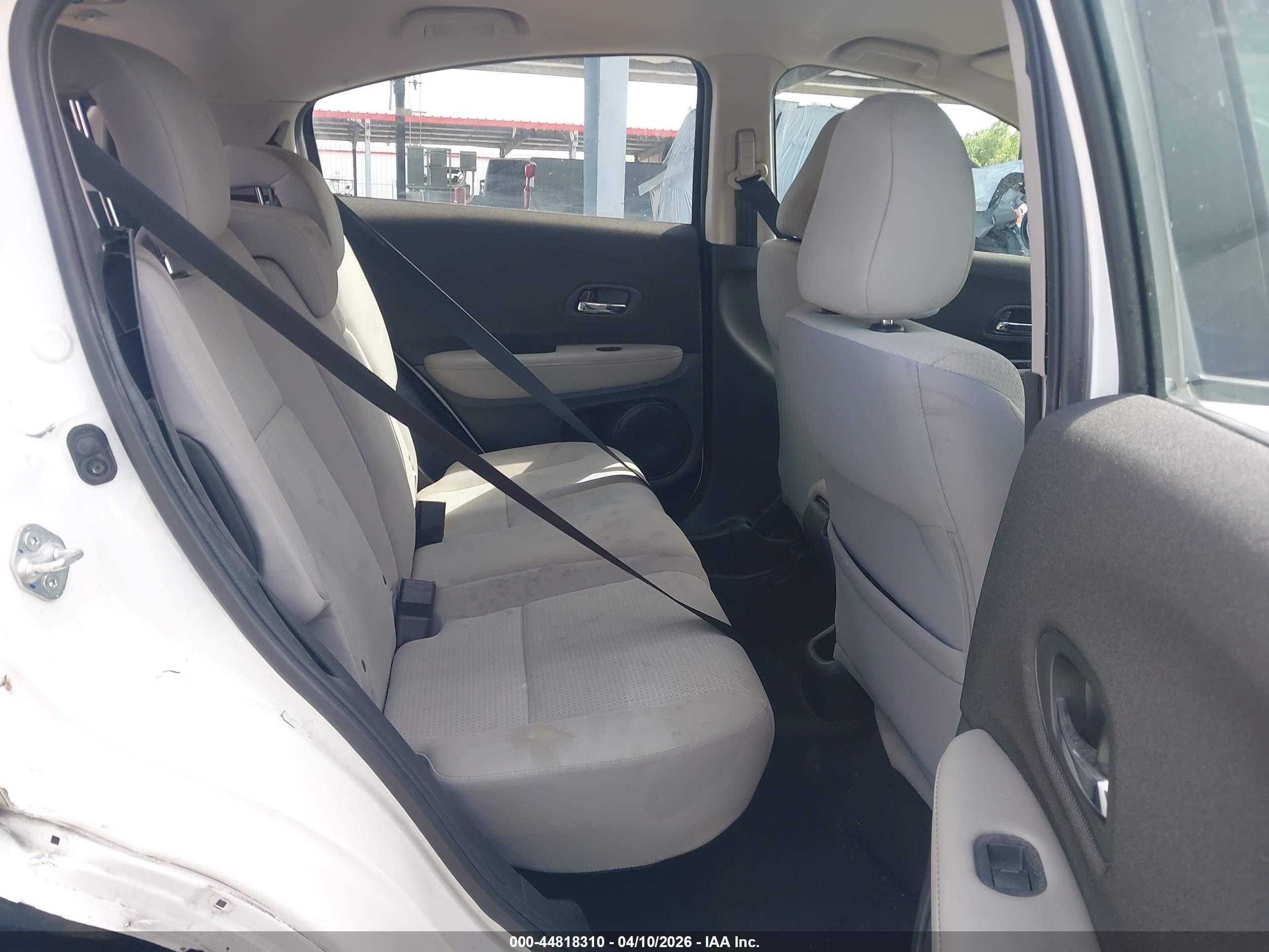 HONDA HR-V image 8