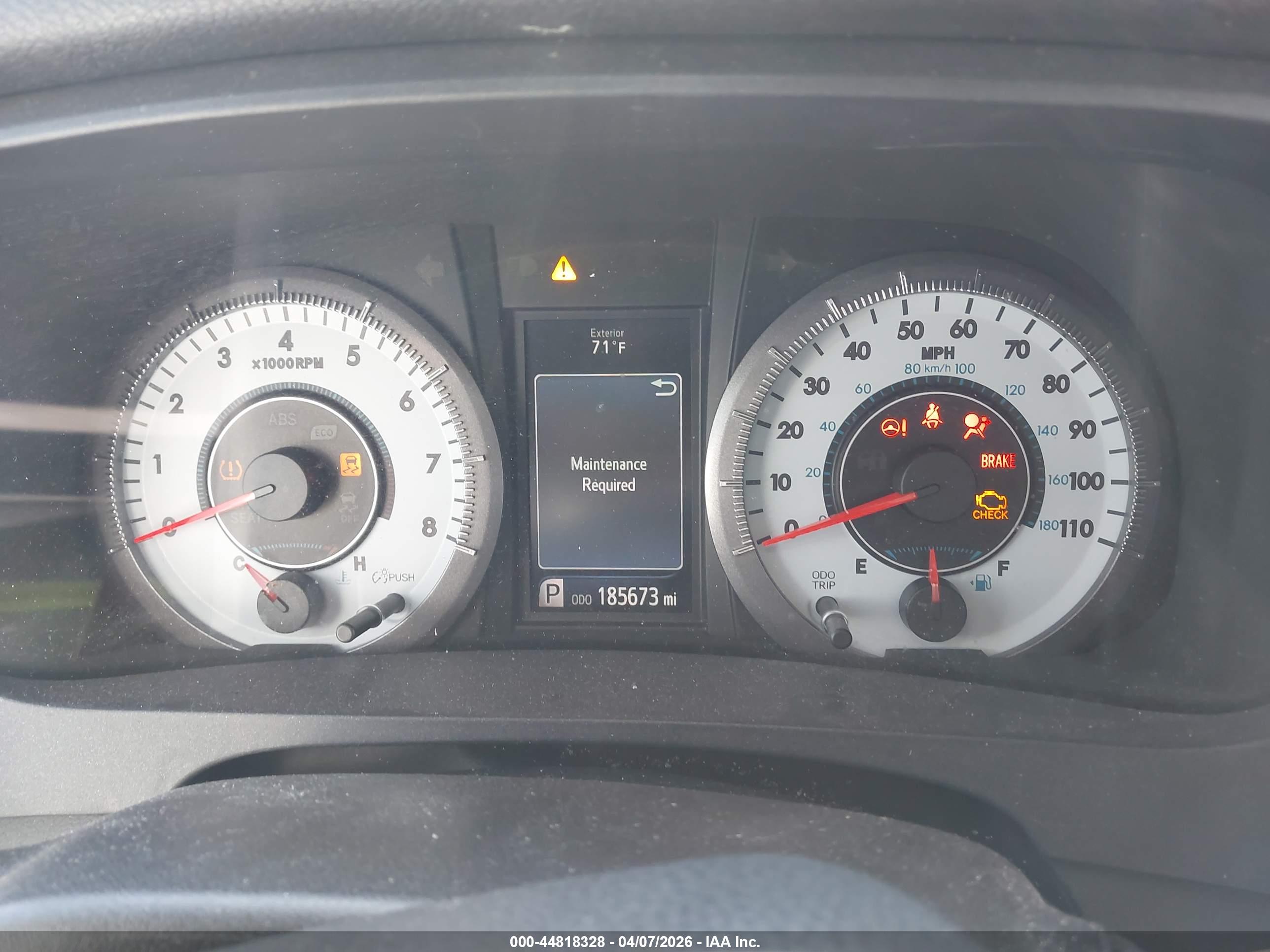 TOYOTA SIENNA image 7