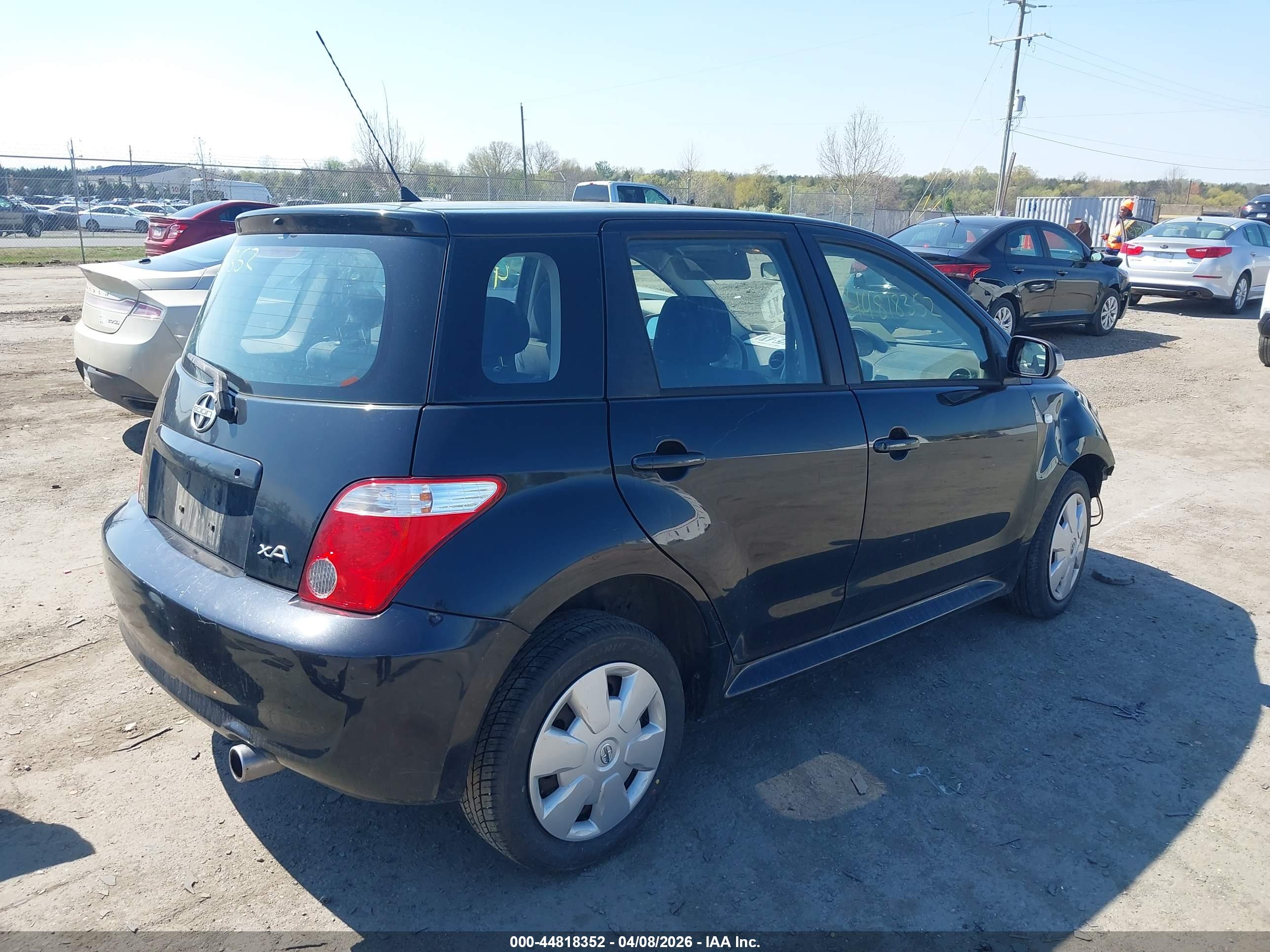 SCION XA image 4