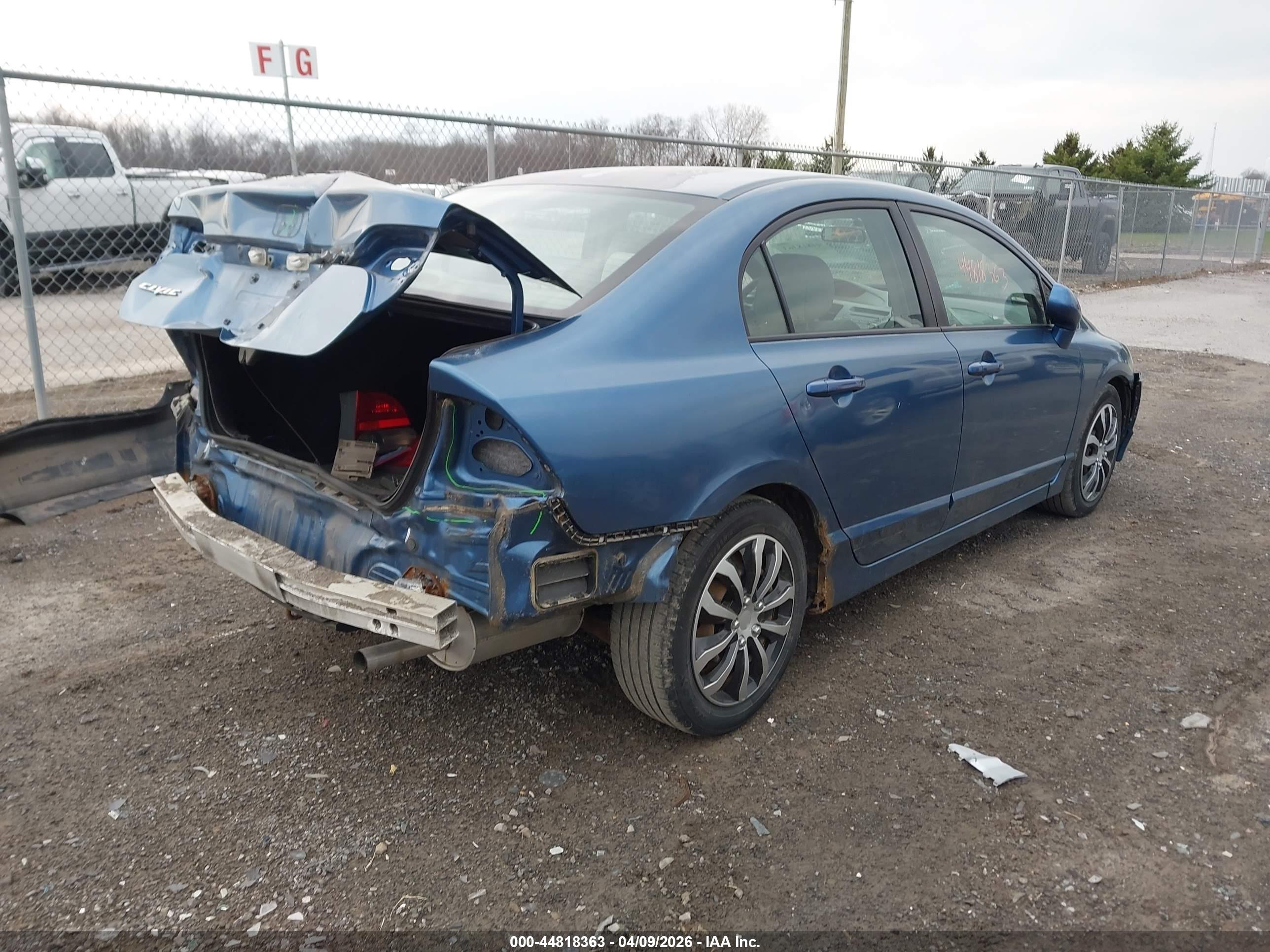 HONDA CIVIC image 4