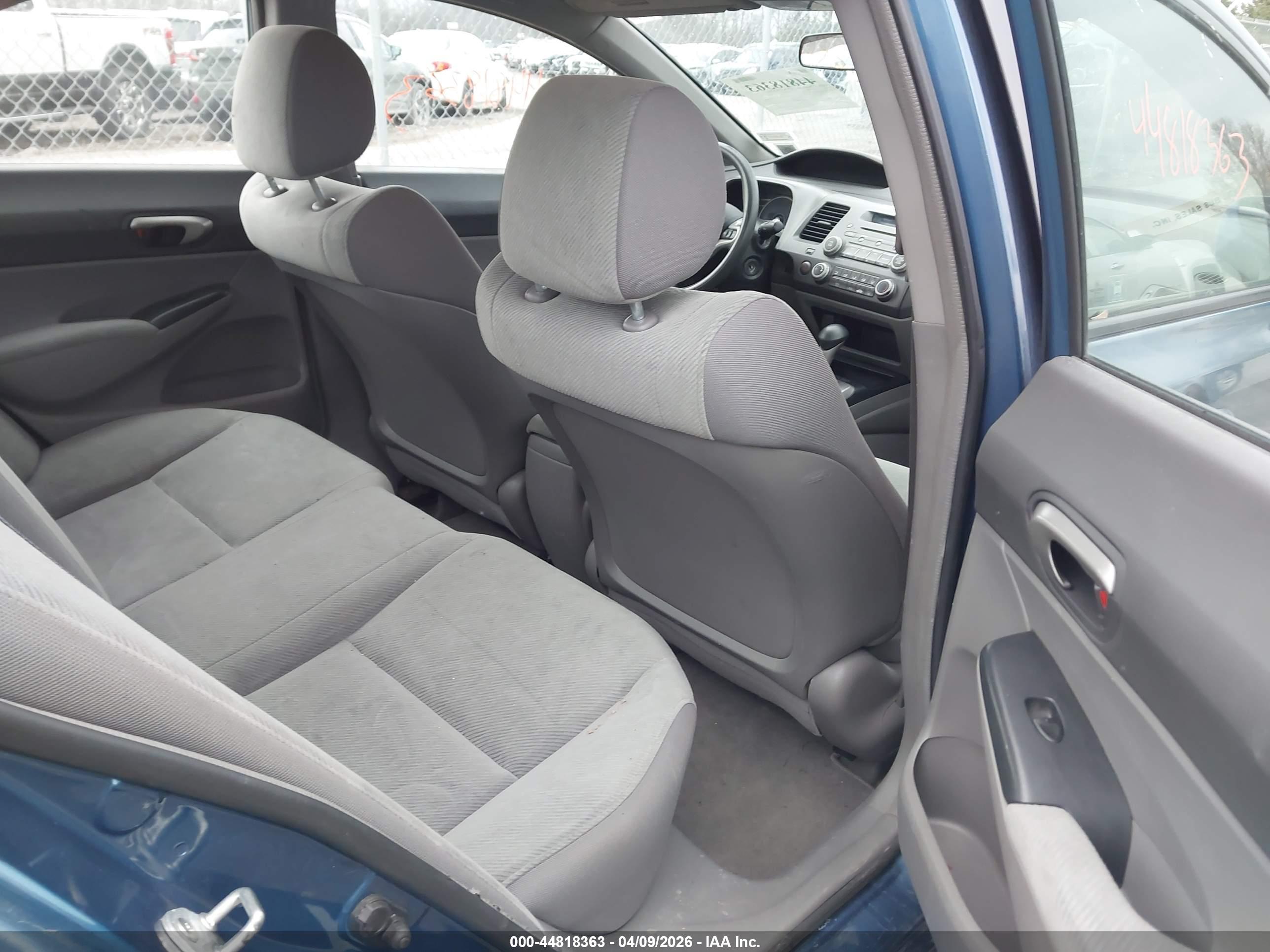 HONDA CIVIC image 8