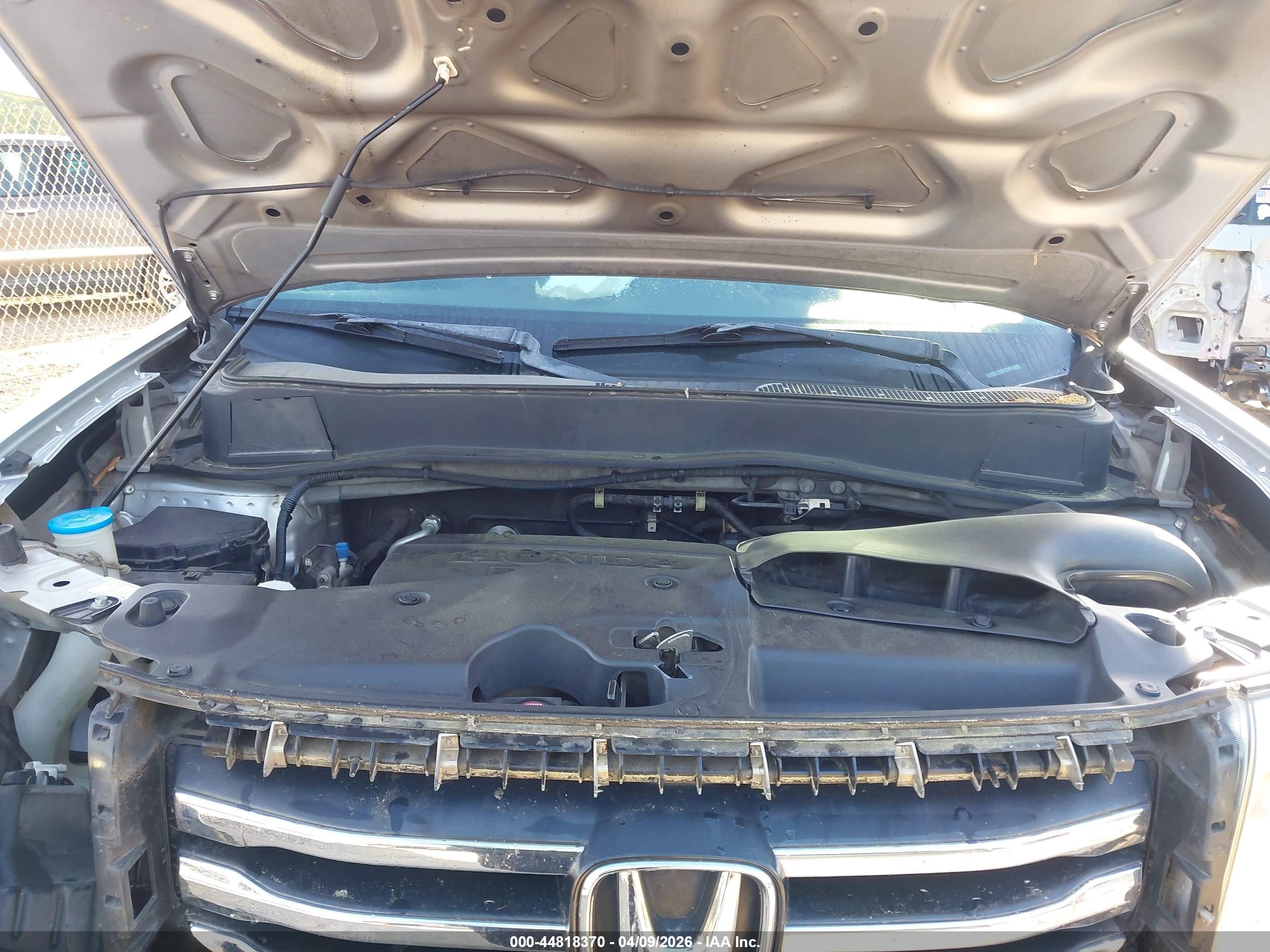 HONDA PILOT image 10