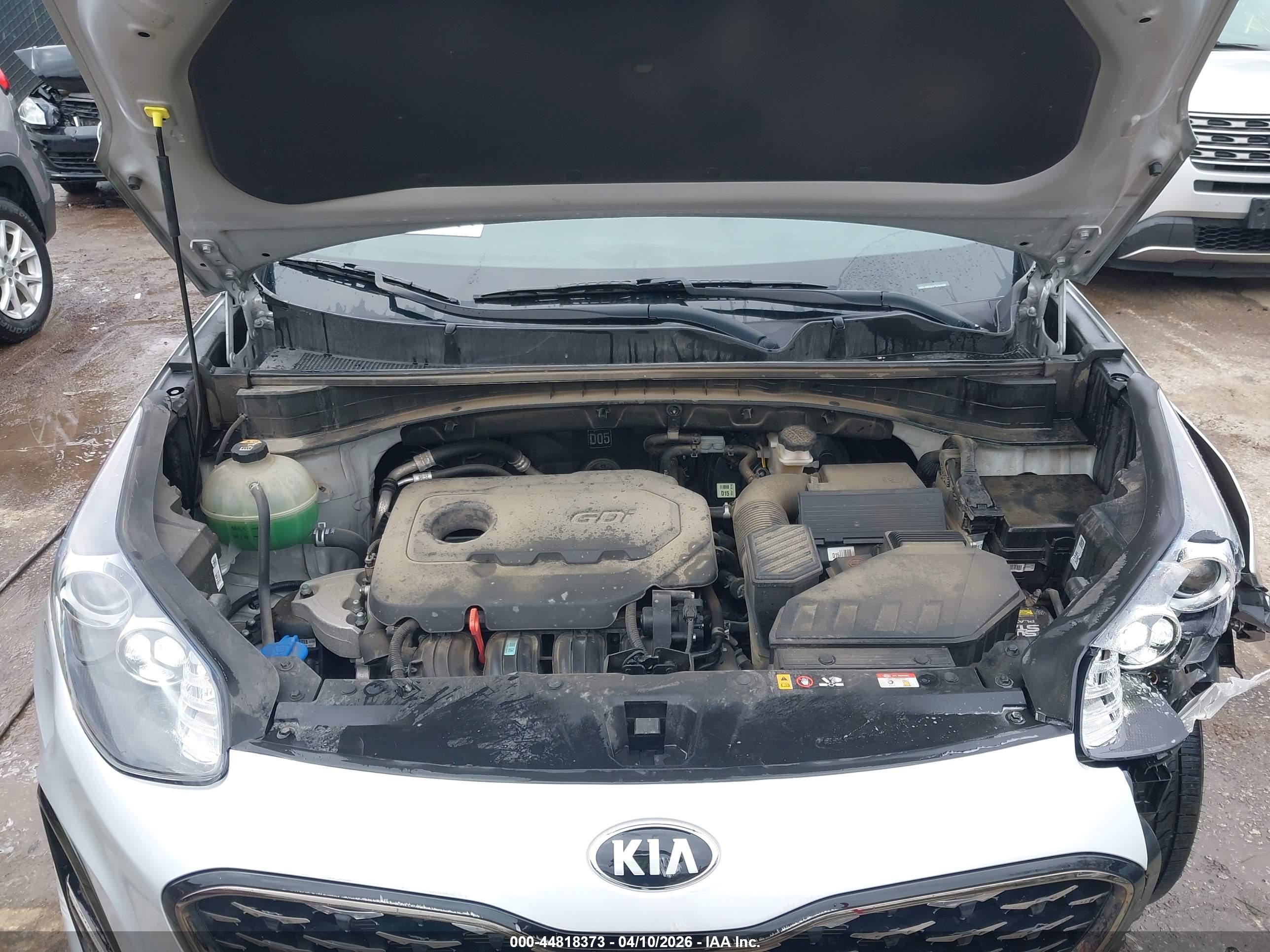 KIA SPORTAGE image 10