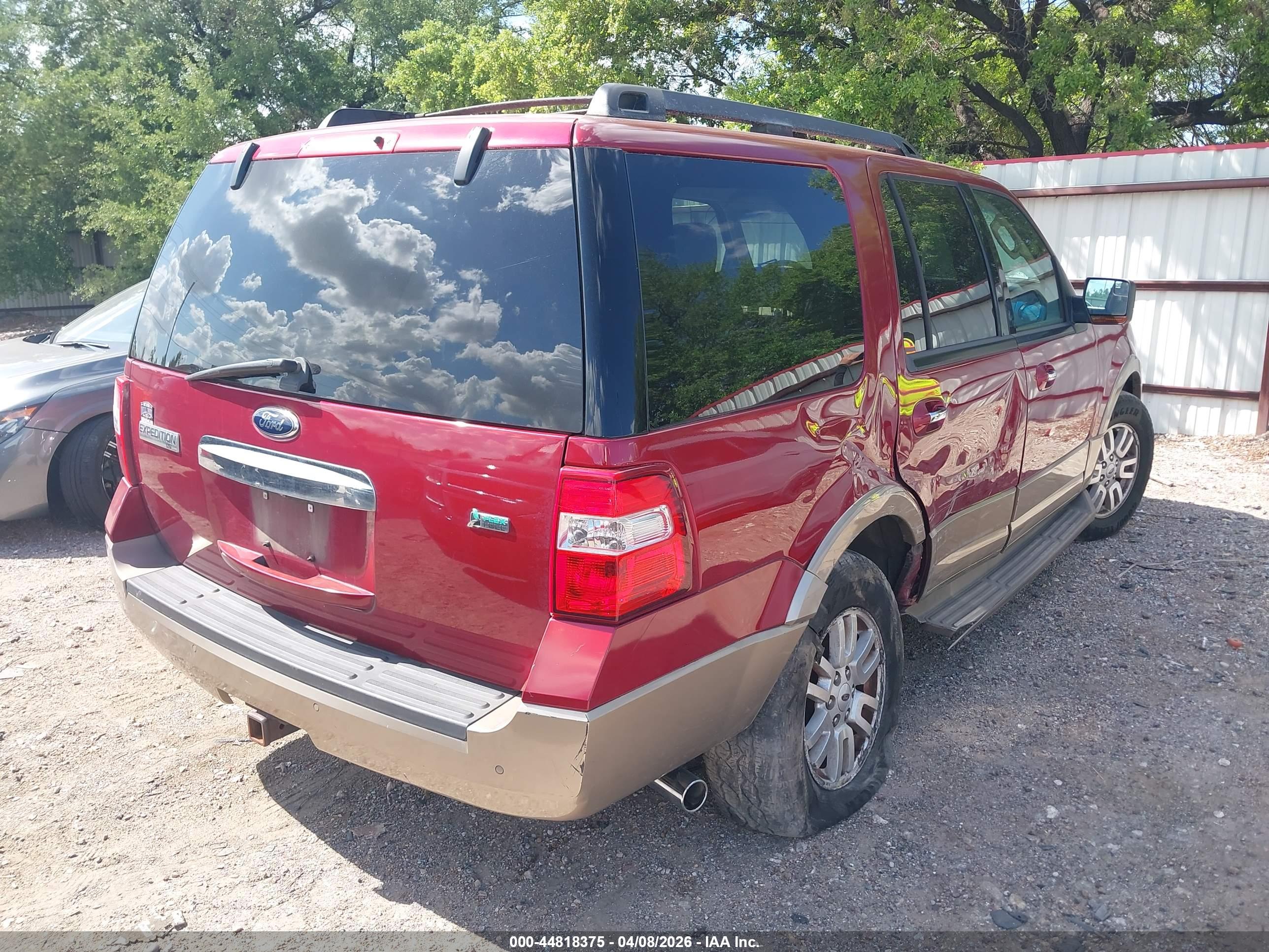 FORD EXPEDITION image 4