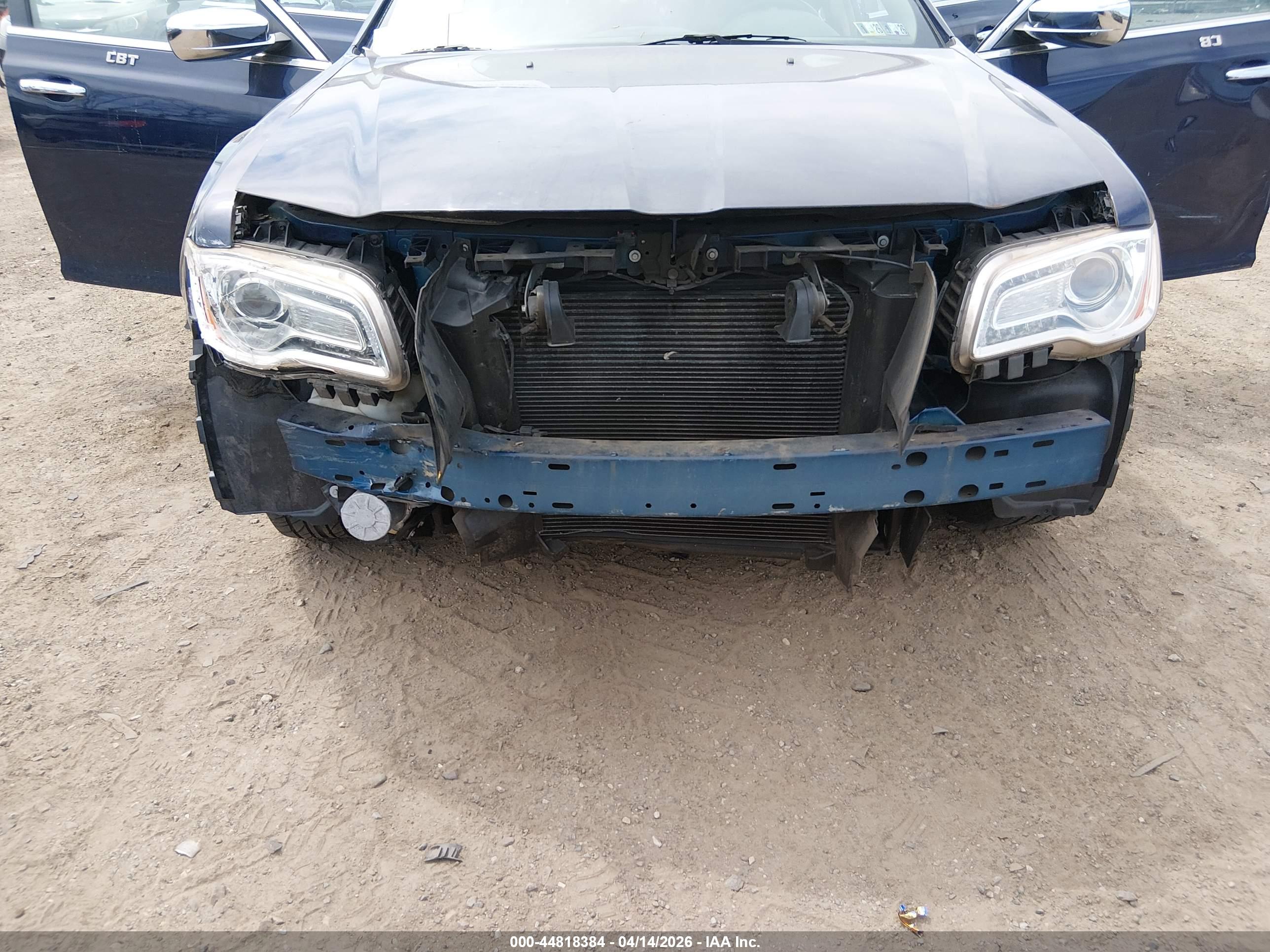 CHRYSLER 300C image 6