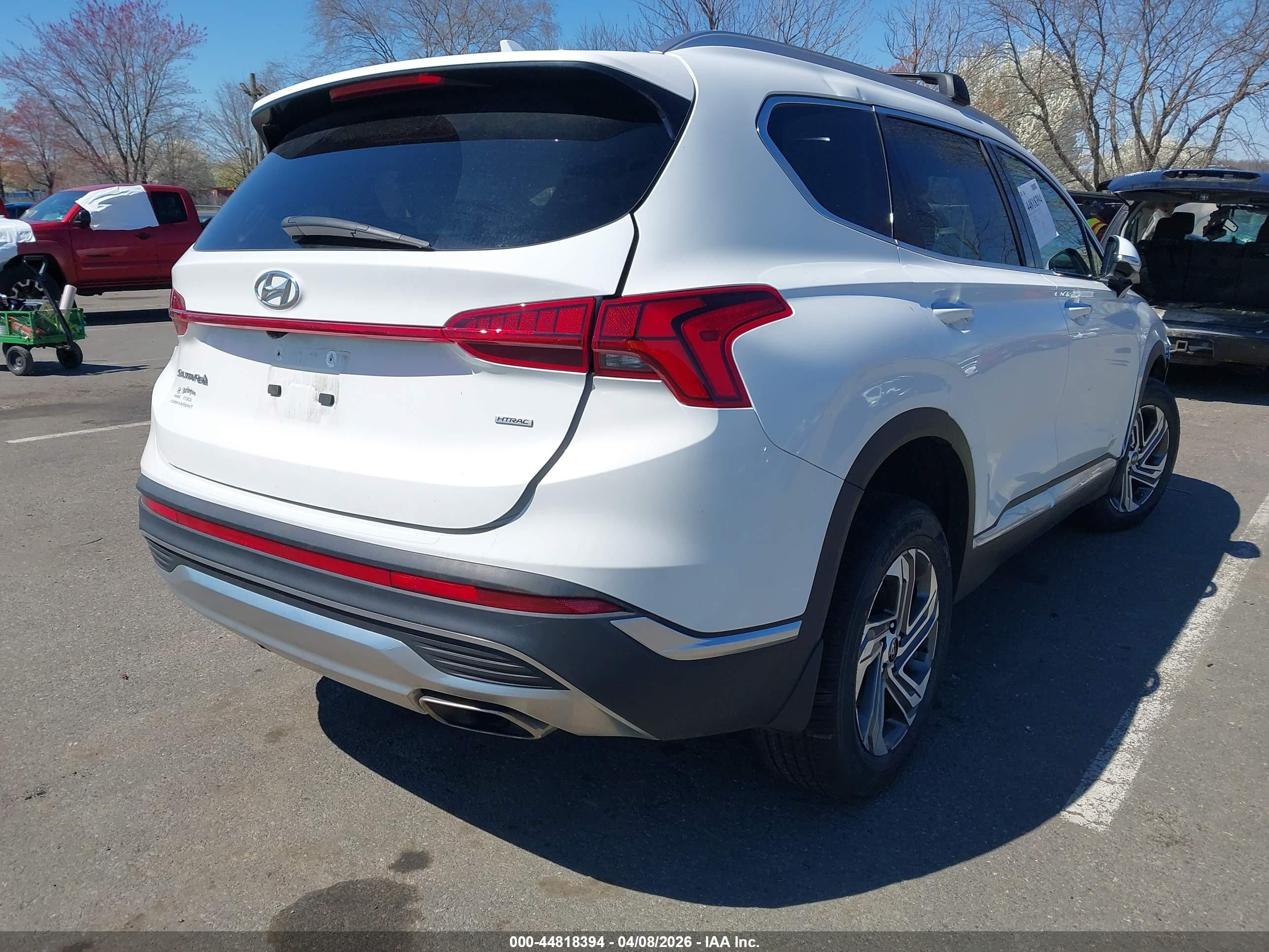 HYUNDAI SANTA image 4
