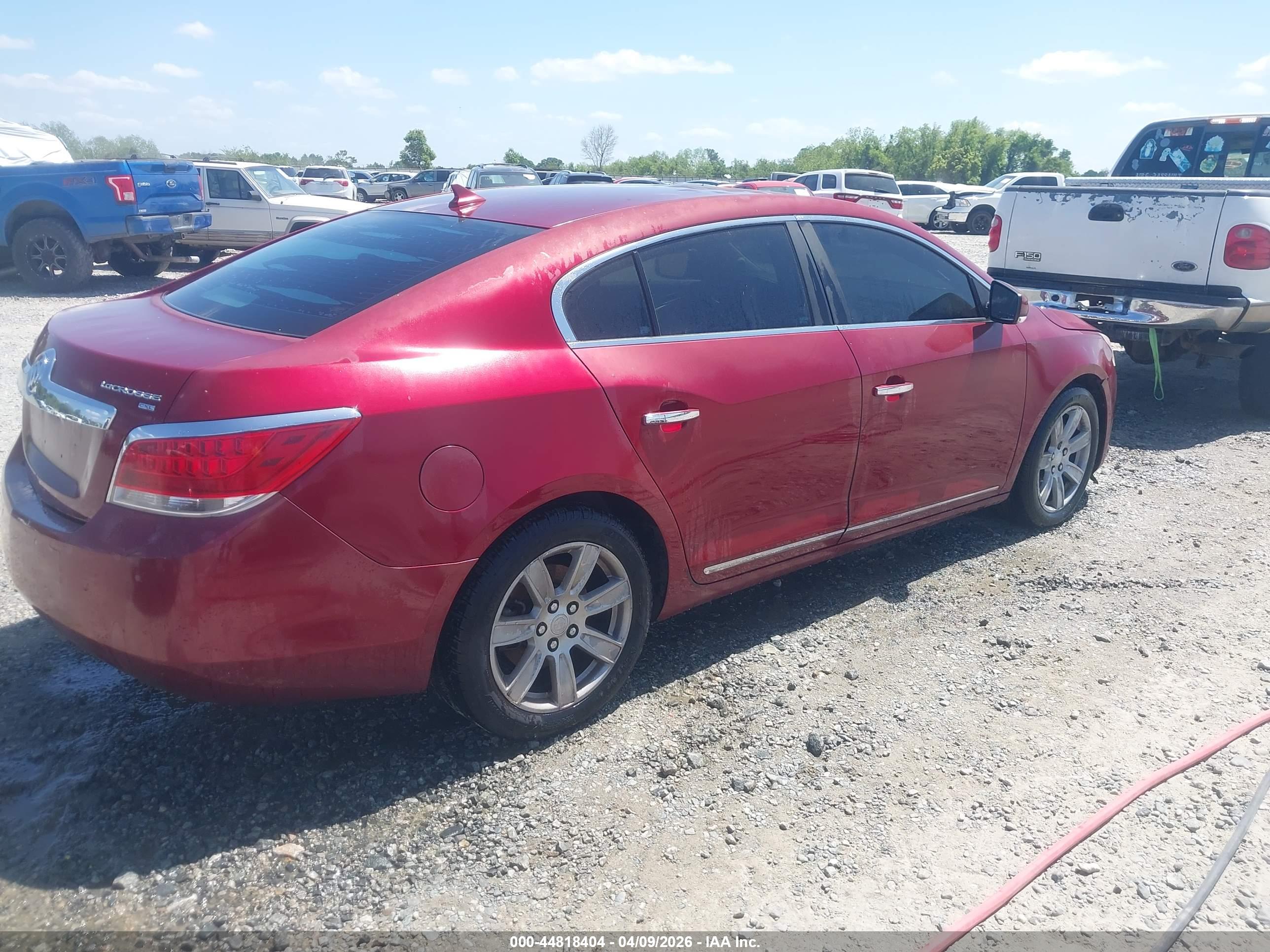 BUICK LACROSSE image 4