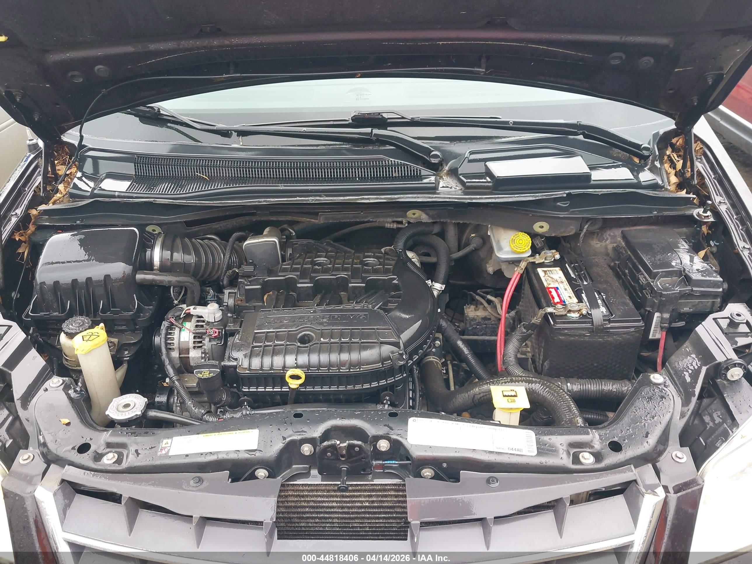 CHRYSLER TOWN image 10