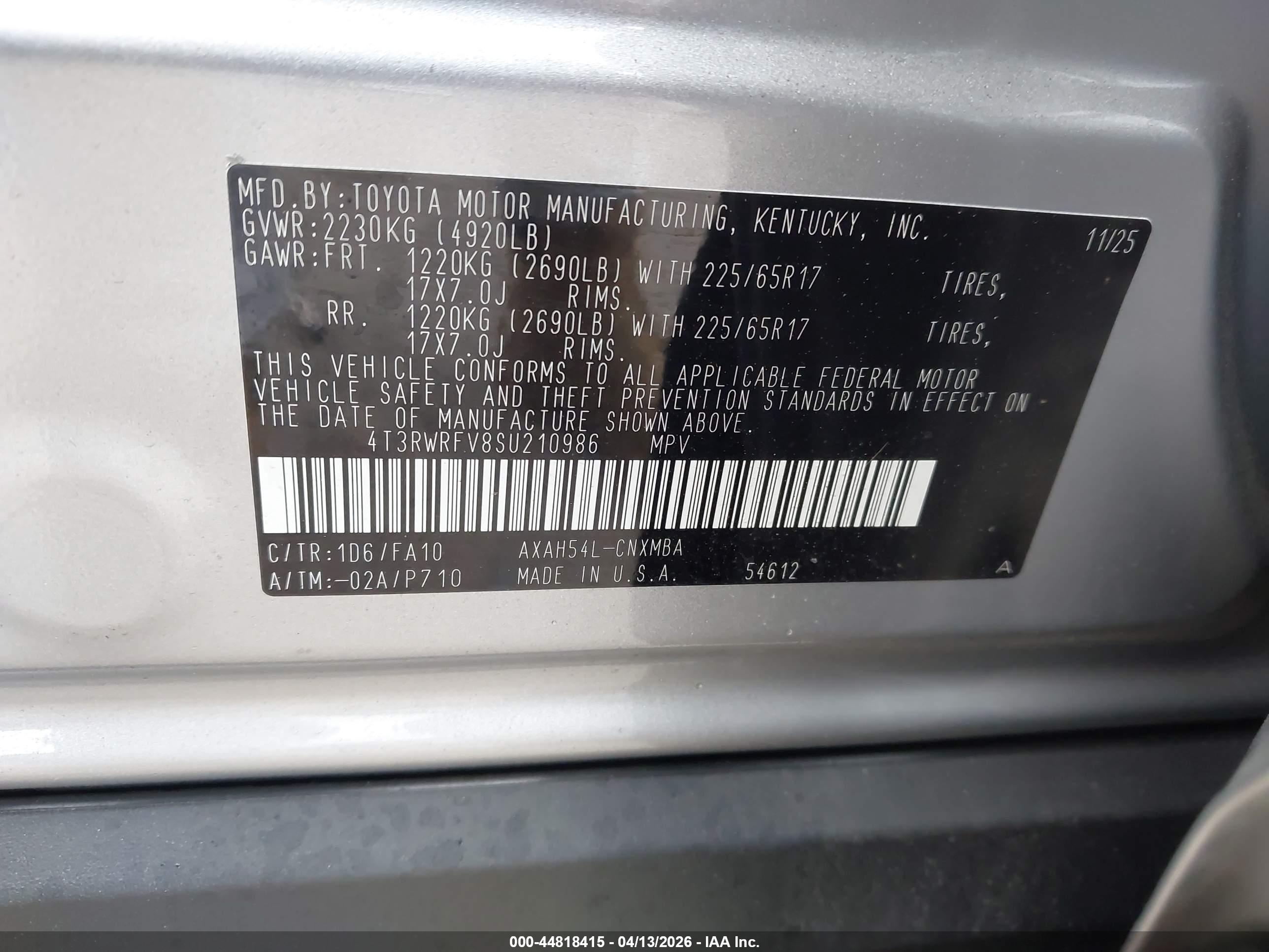 TOYOTA RAV4 image 9