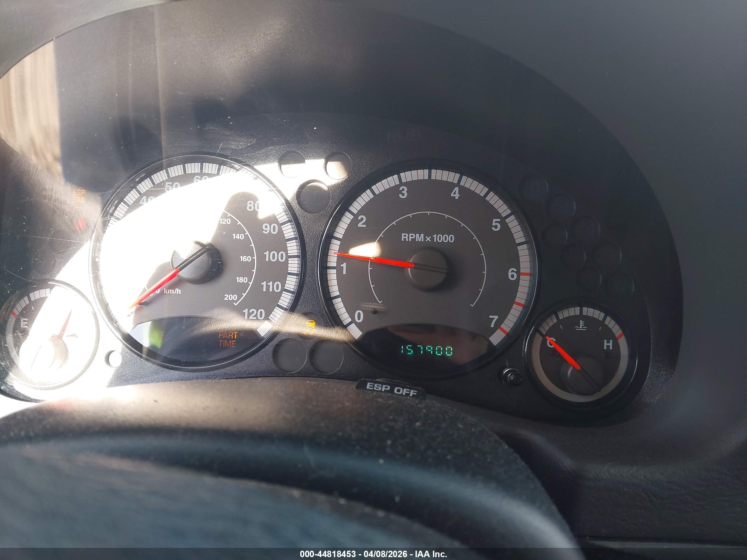 JEEP LIBERTY image 7