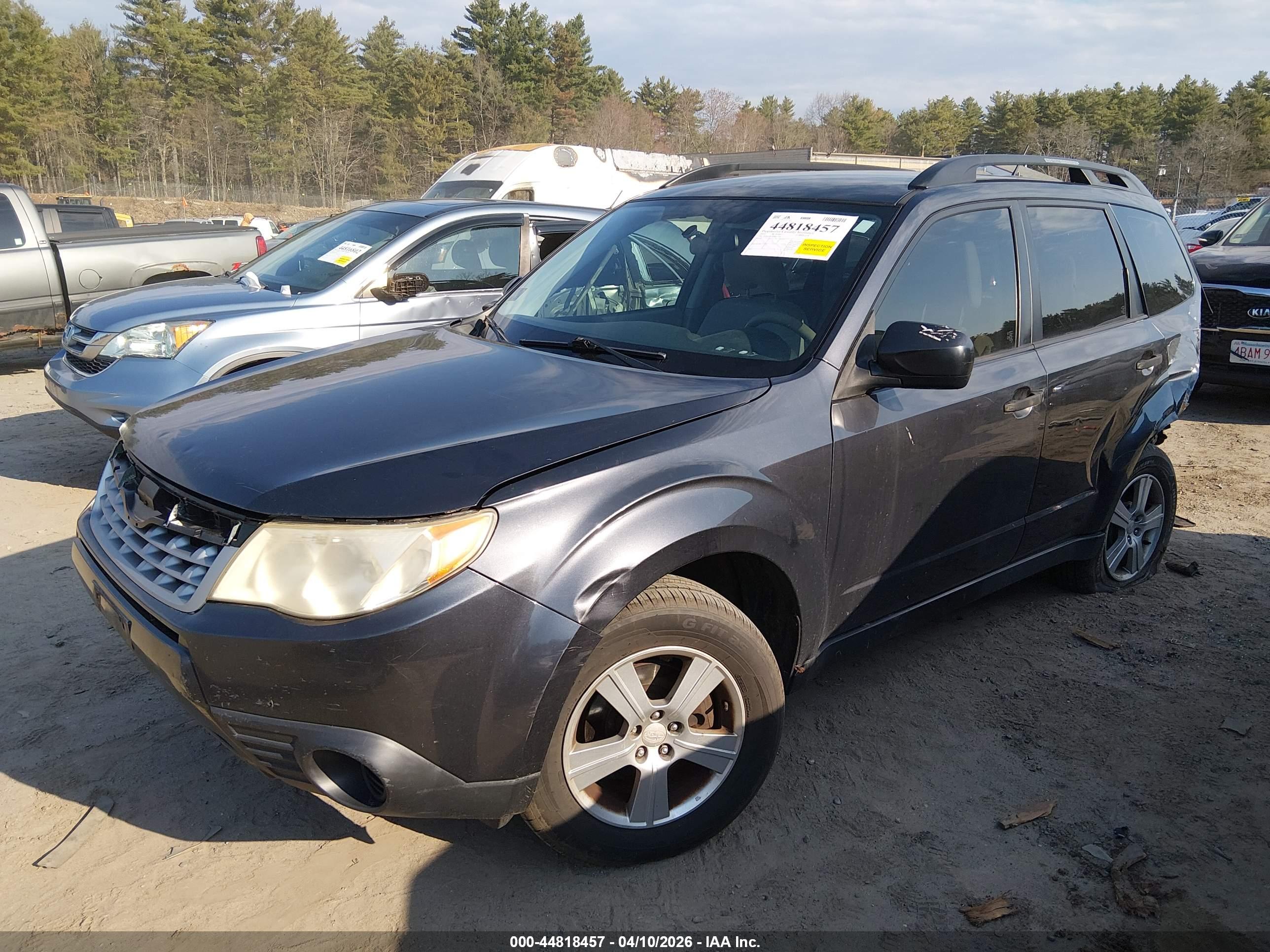 SUBARU FORESTER image 2