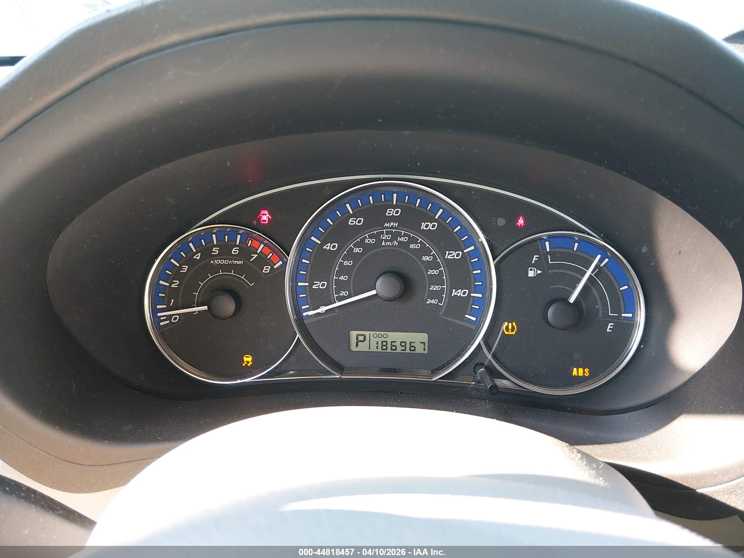 SUBARU FORESTER image 7