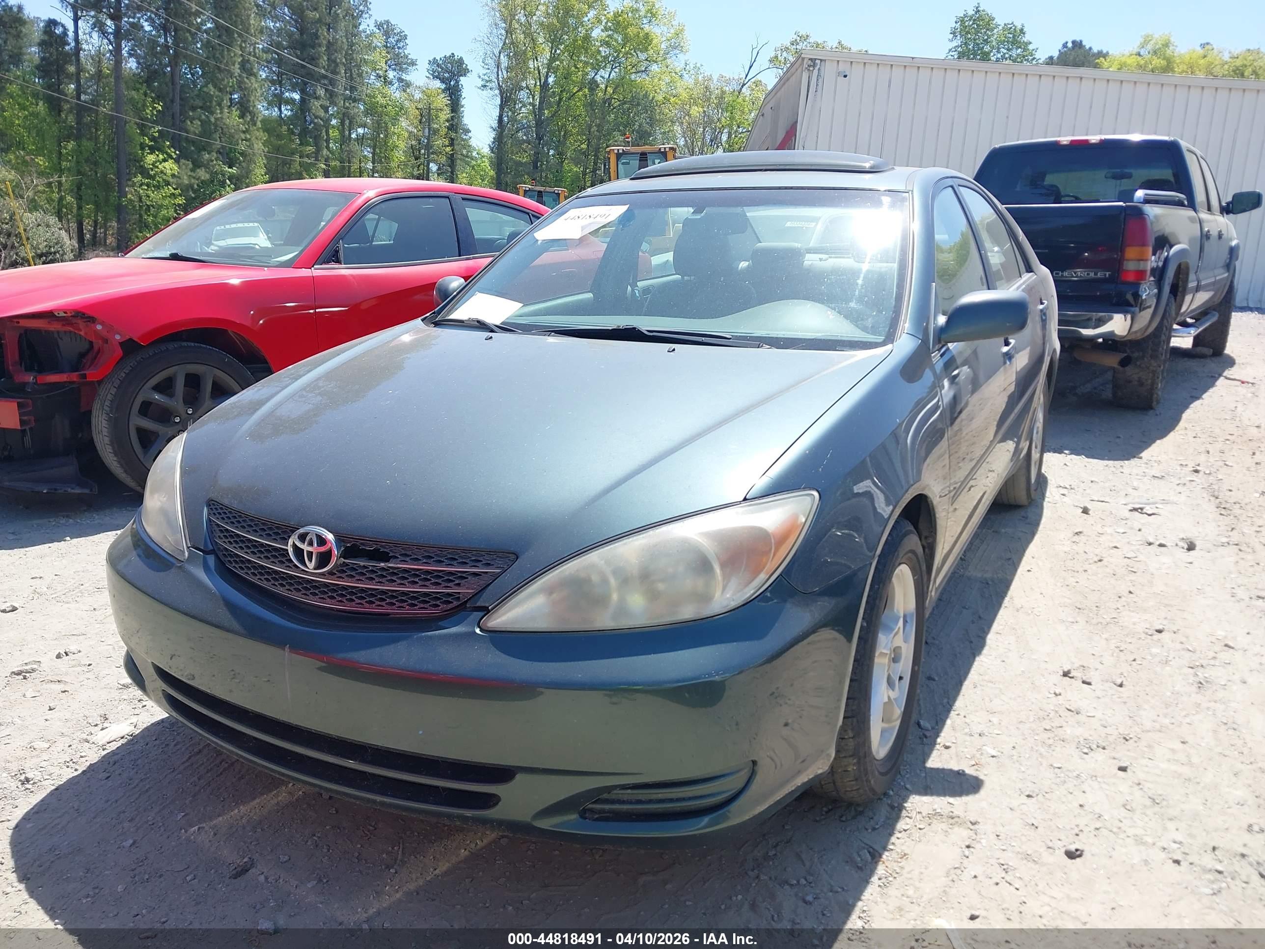 TOYOTA CAMRY image 2