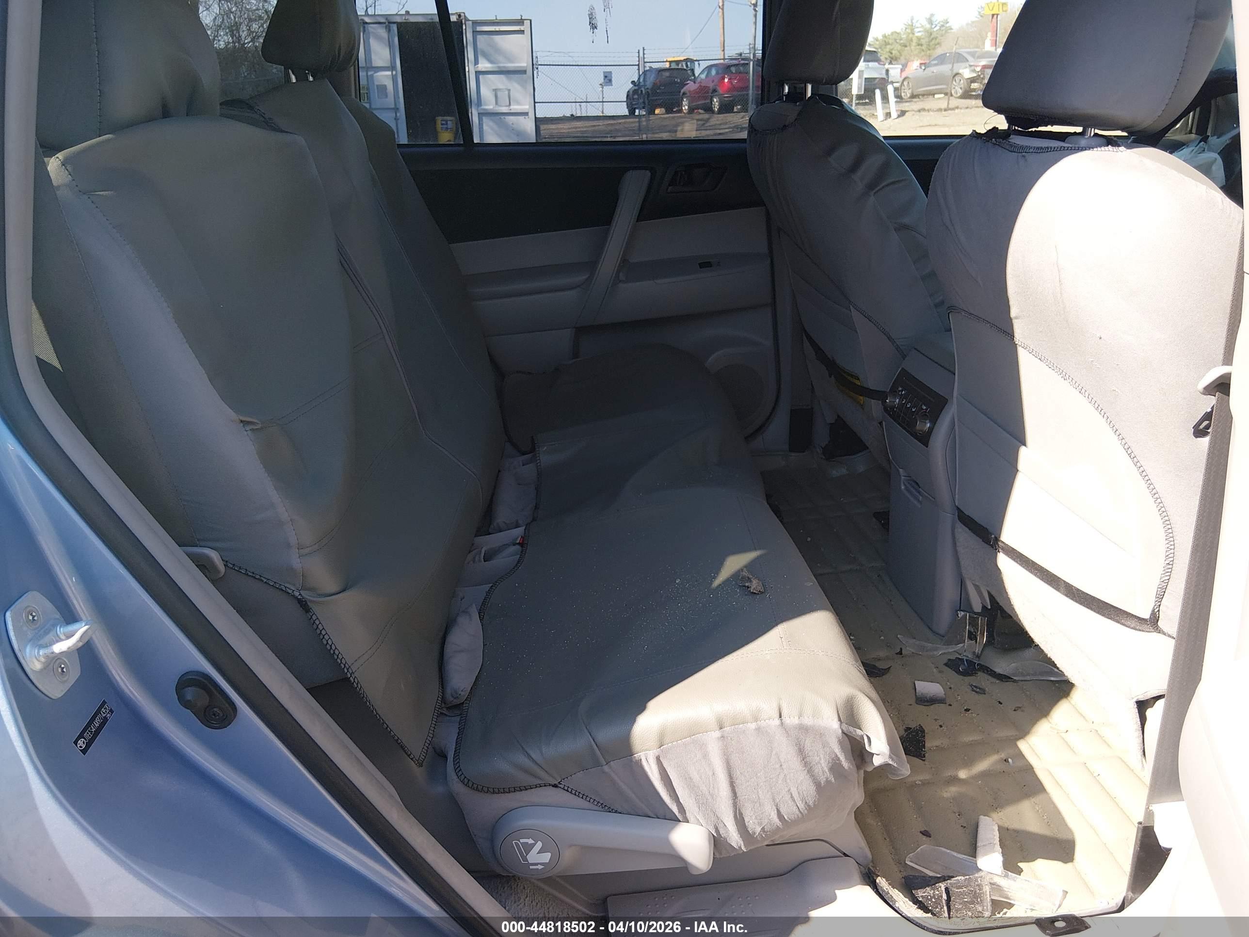 TOYOTA HIGHLANDER image 8