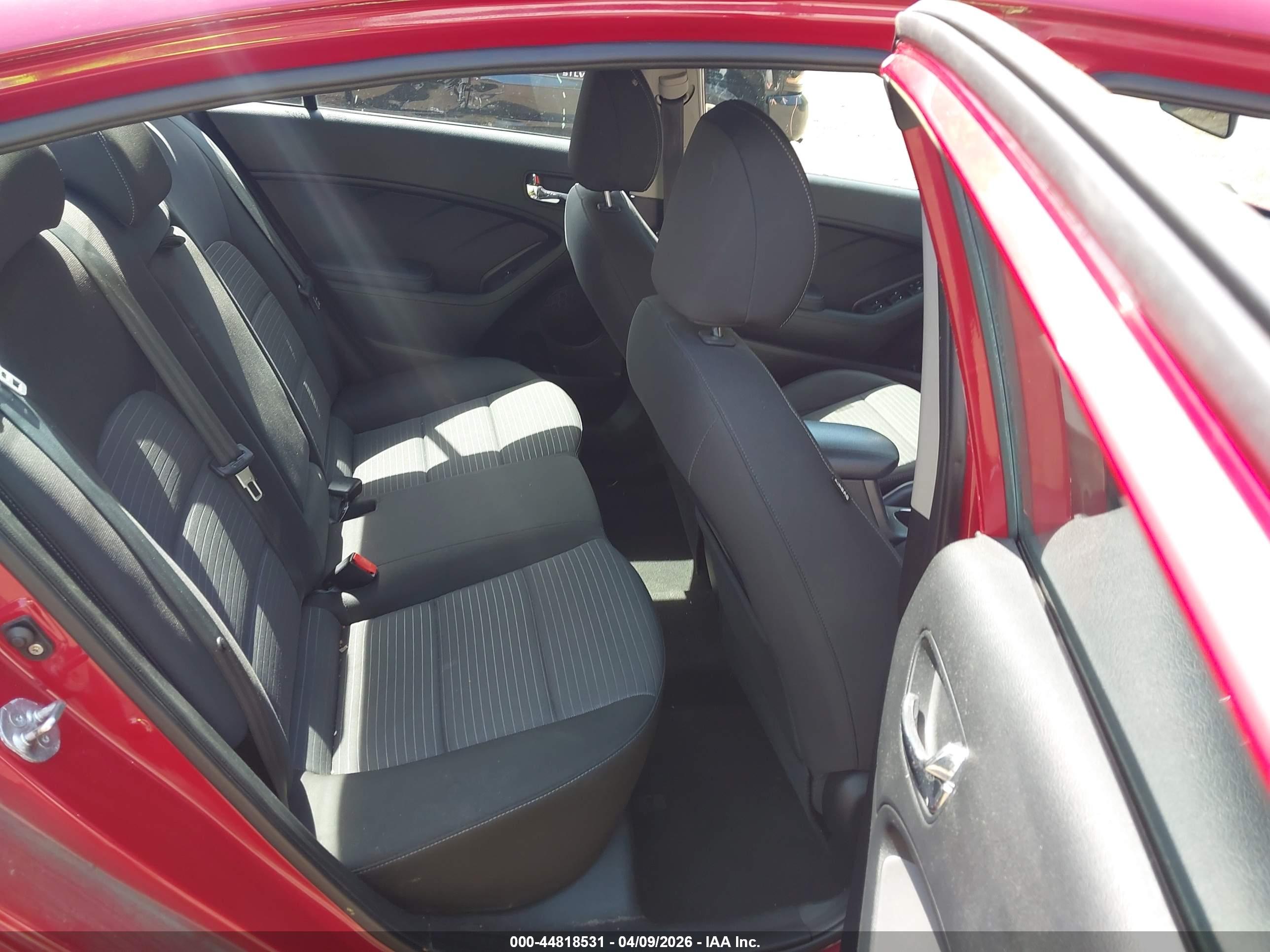 KIA FORTE image 8