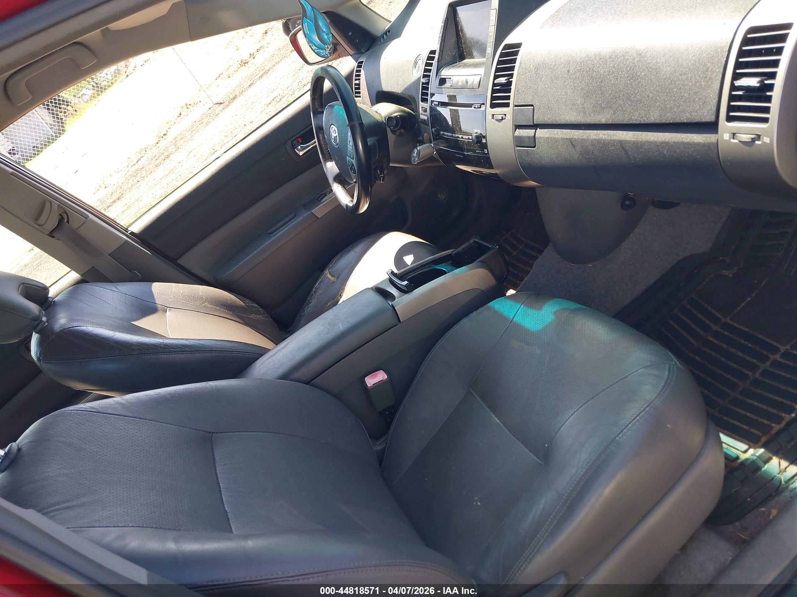 TOYOTA PRIUS image 5