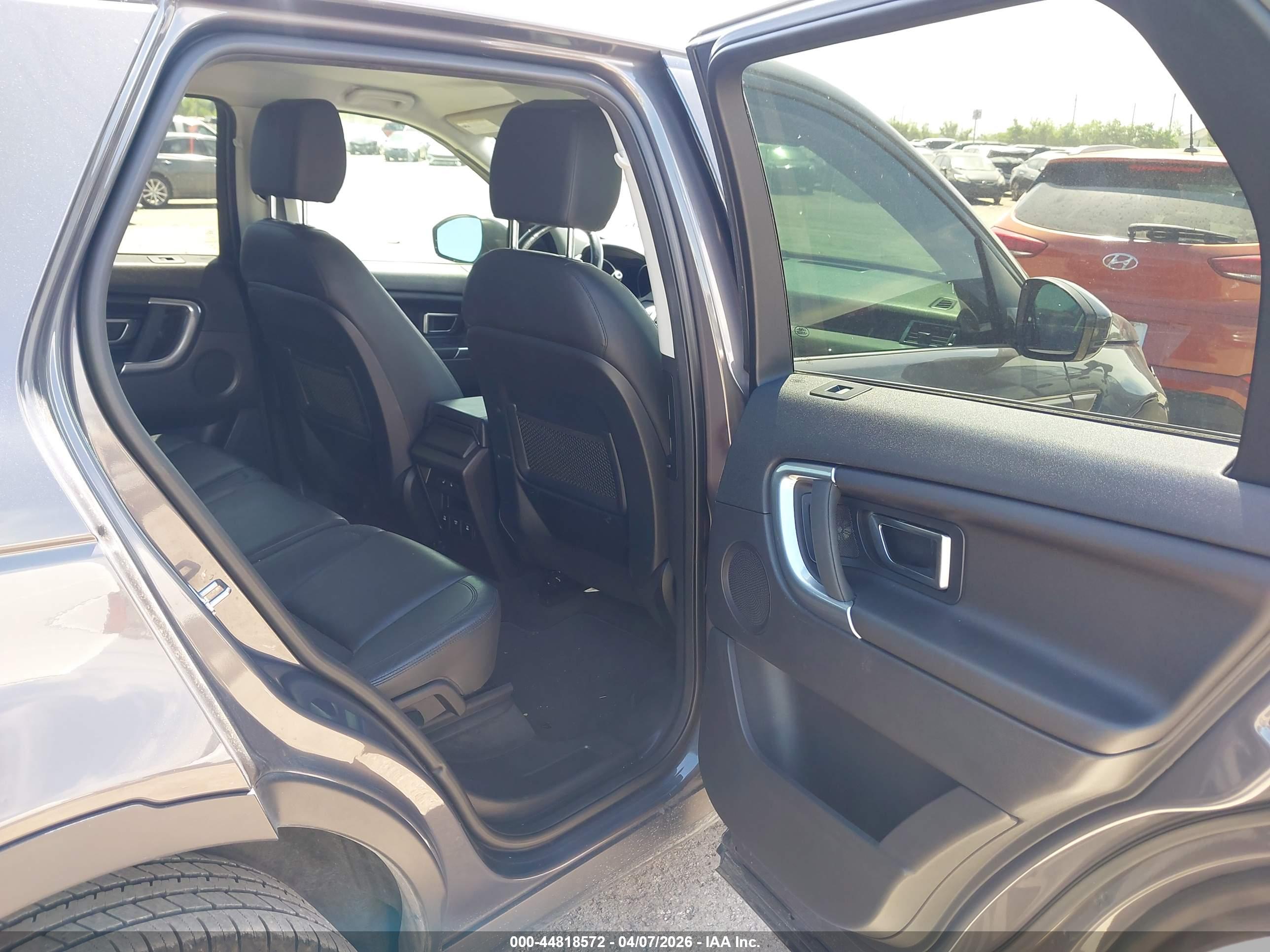 LAND ROVER image 8
