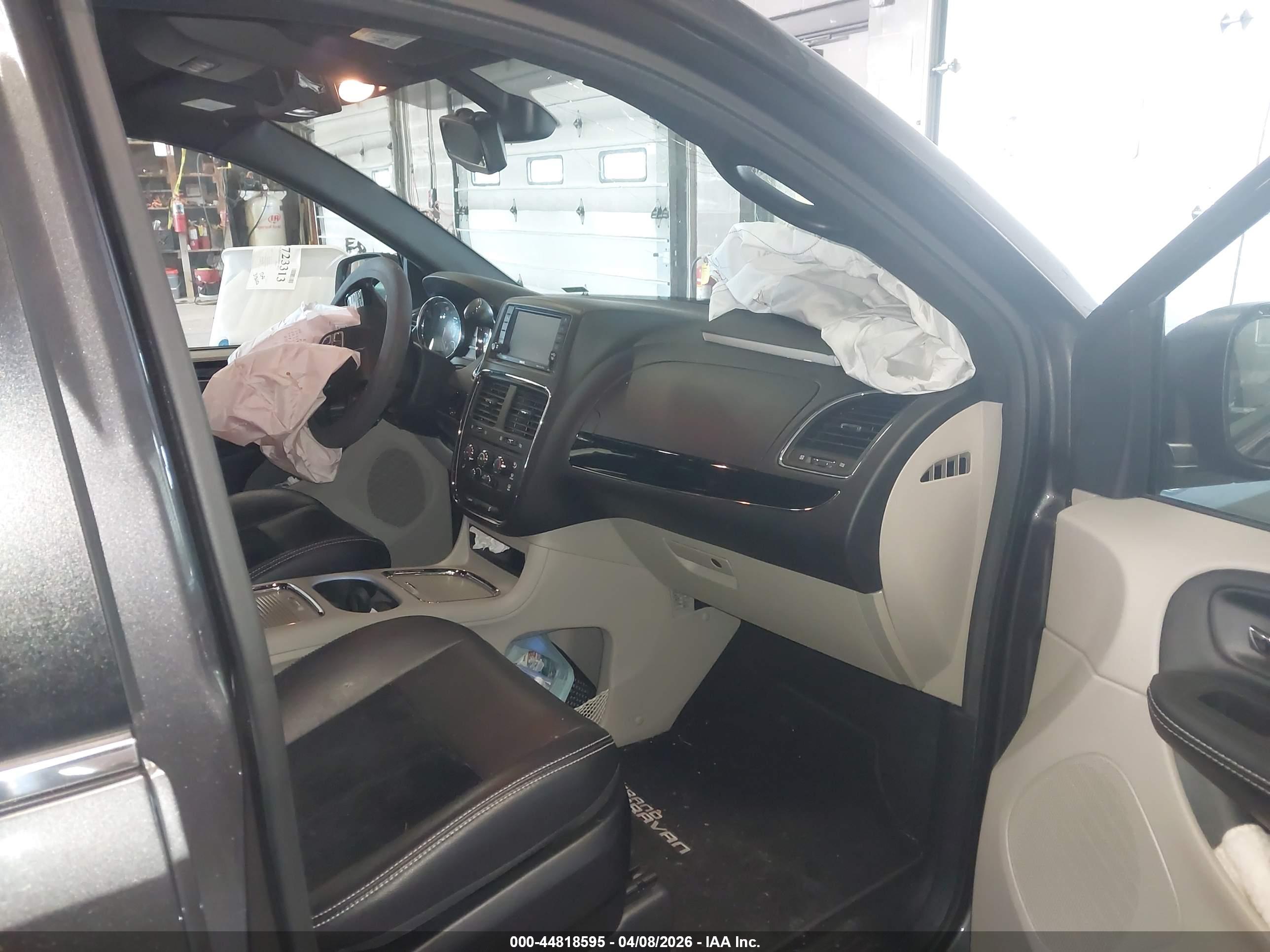 DODGE GRAND image 5