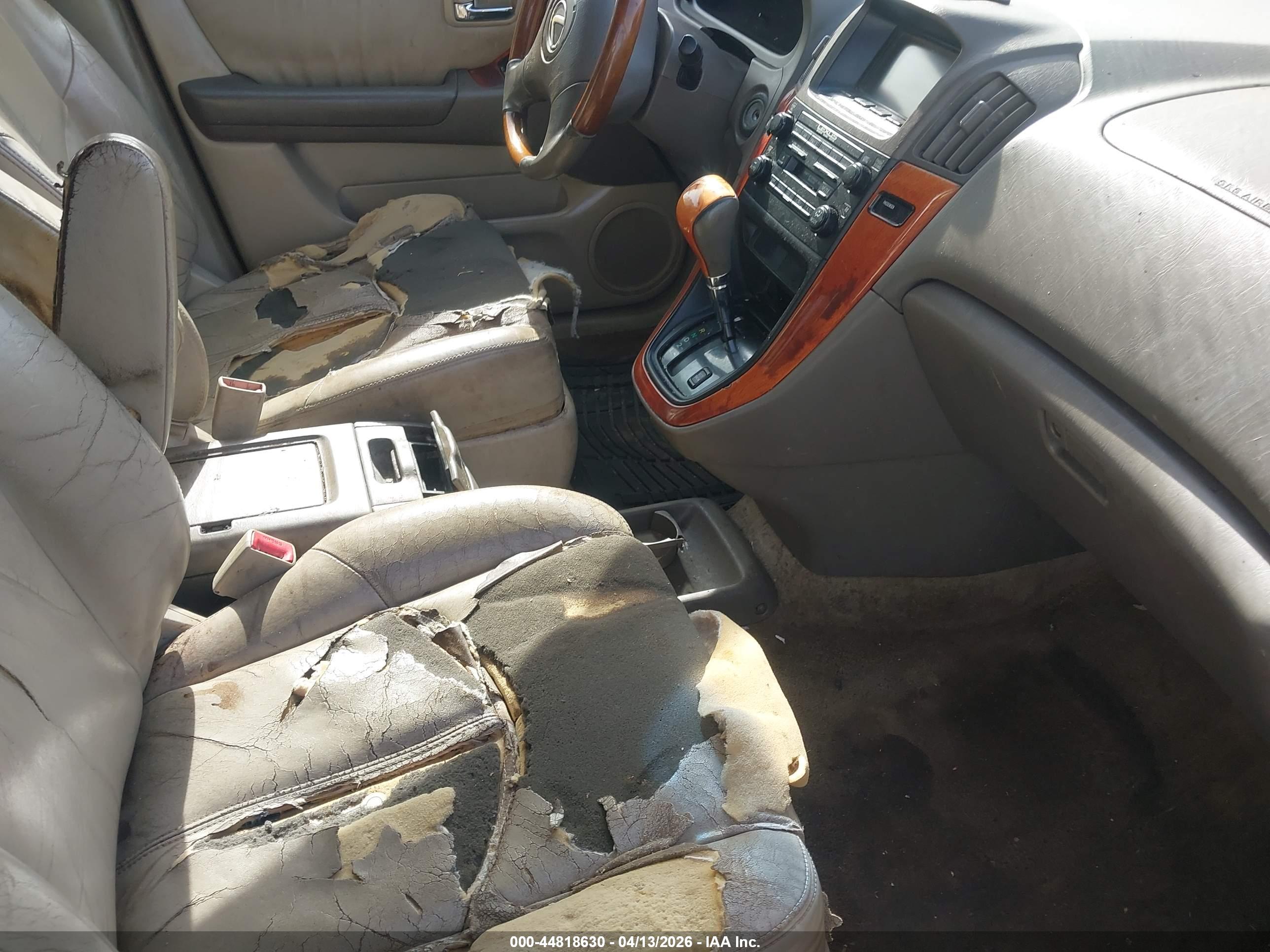 LEXUS RX image 5