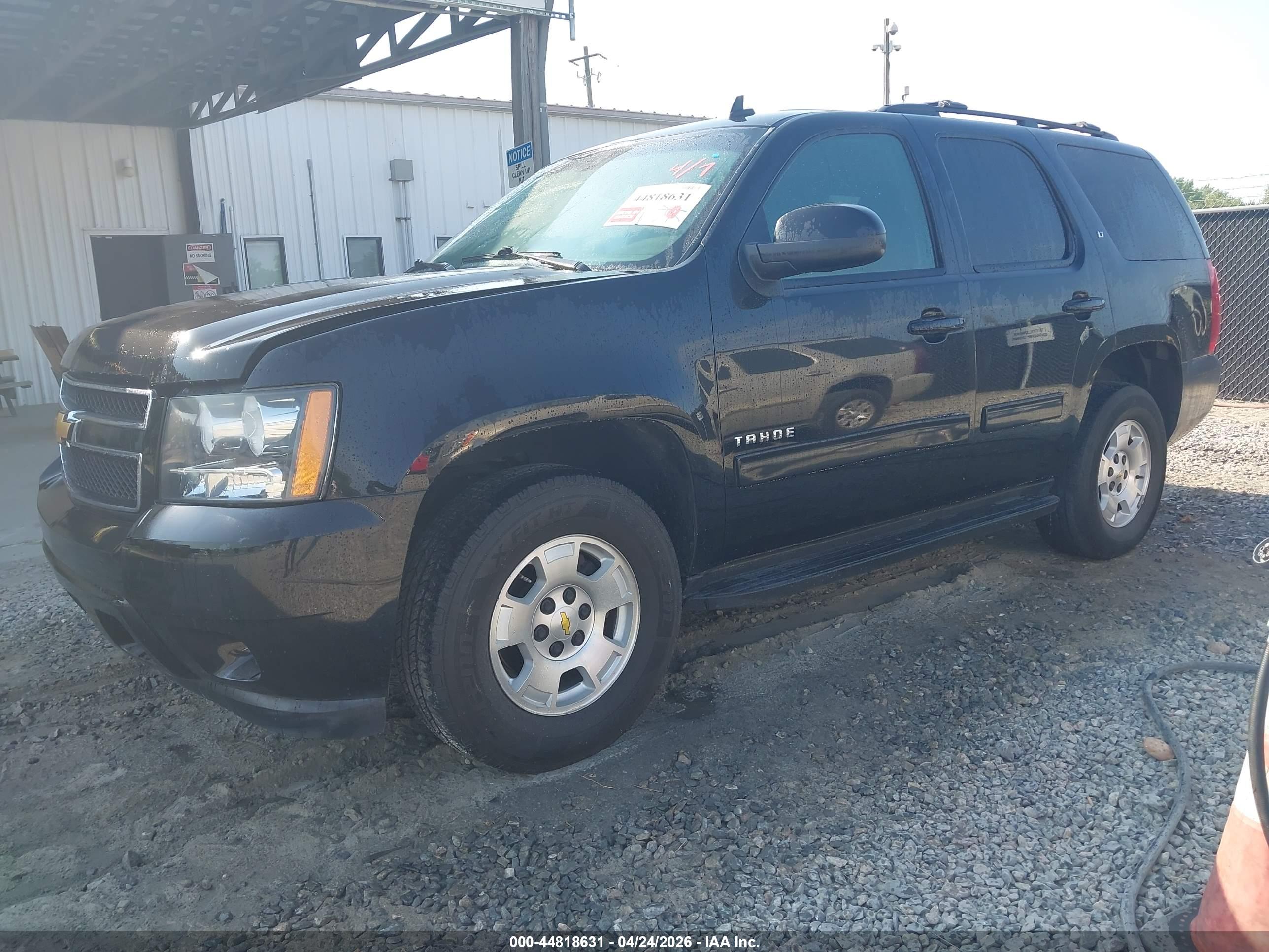 CHEVROLET TAHOE image 2
