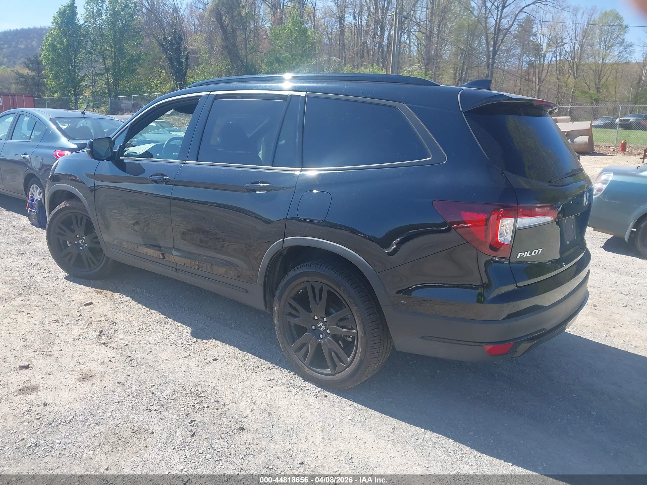 HONDA PILOT image 3