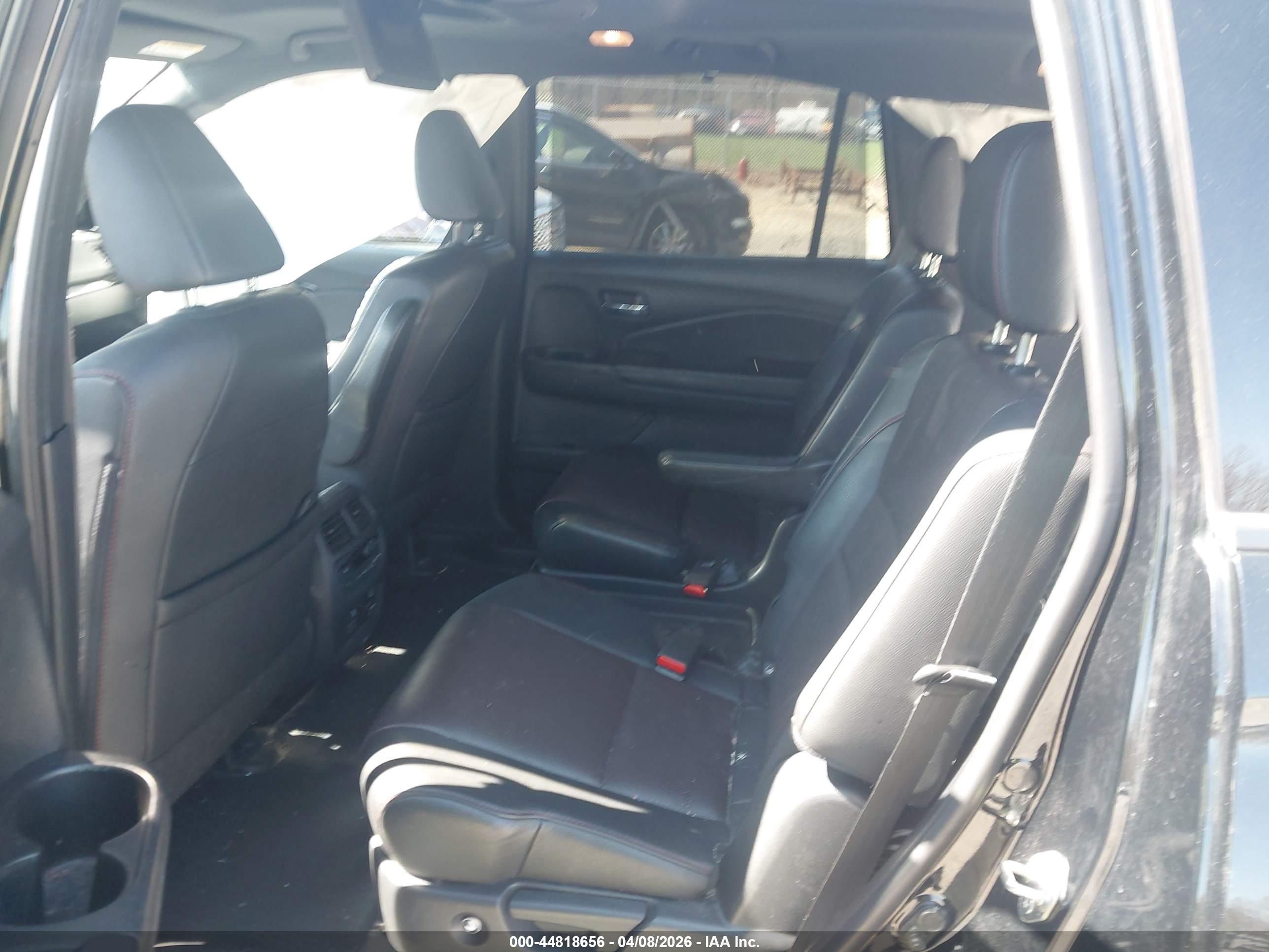 HONDA PILOT image 8