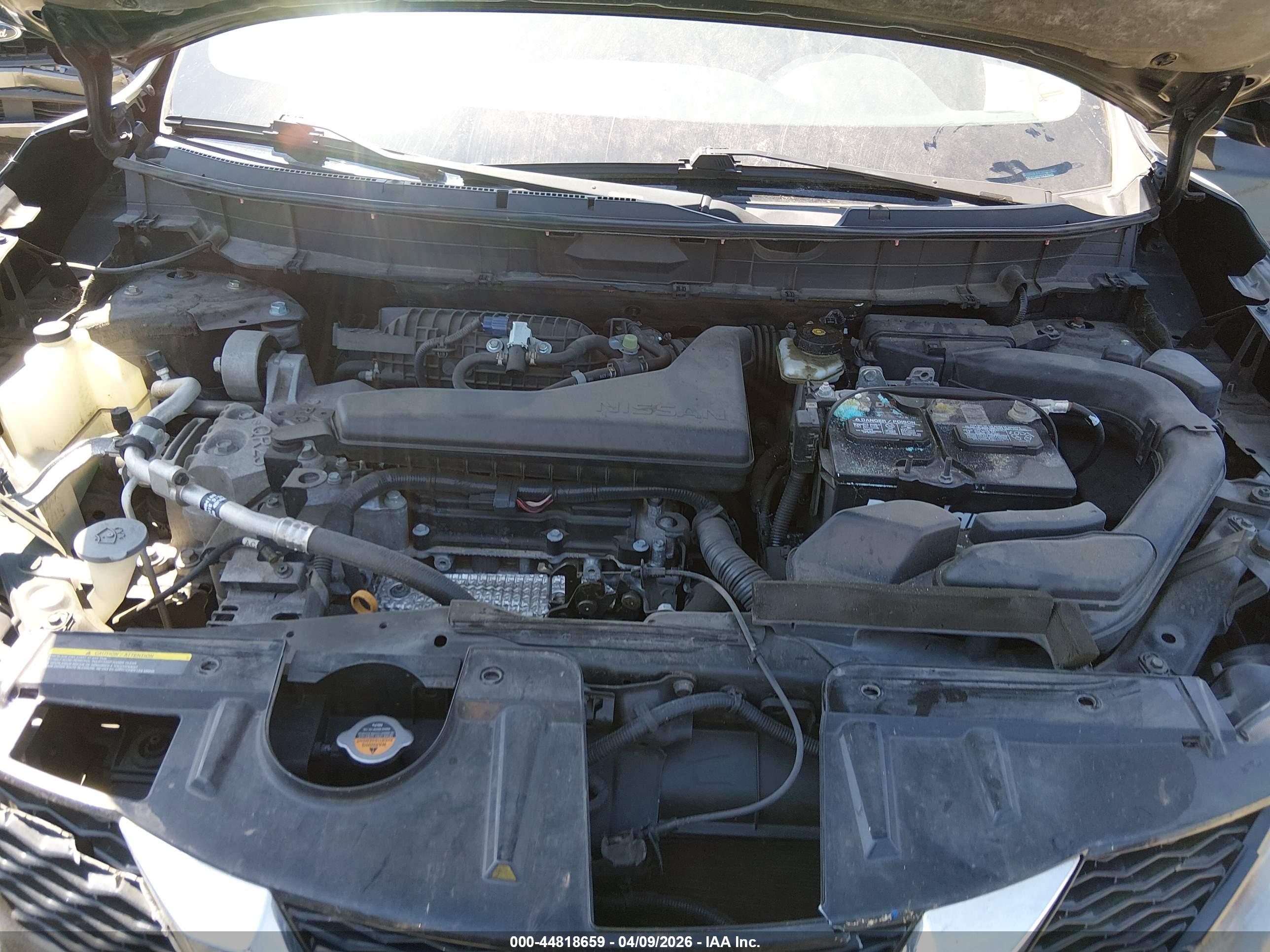 NISSAN ROGUE image 10