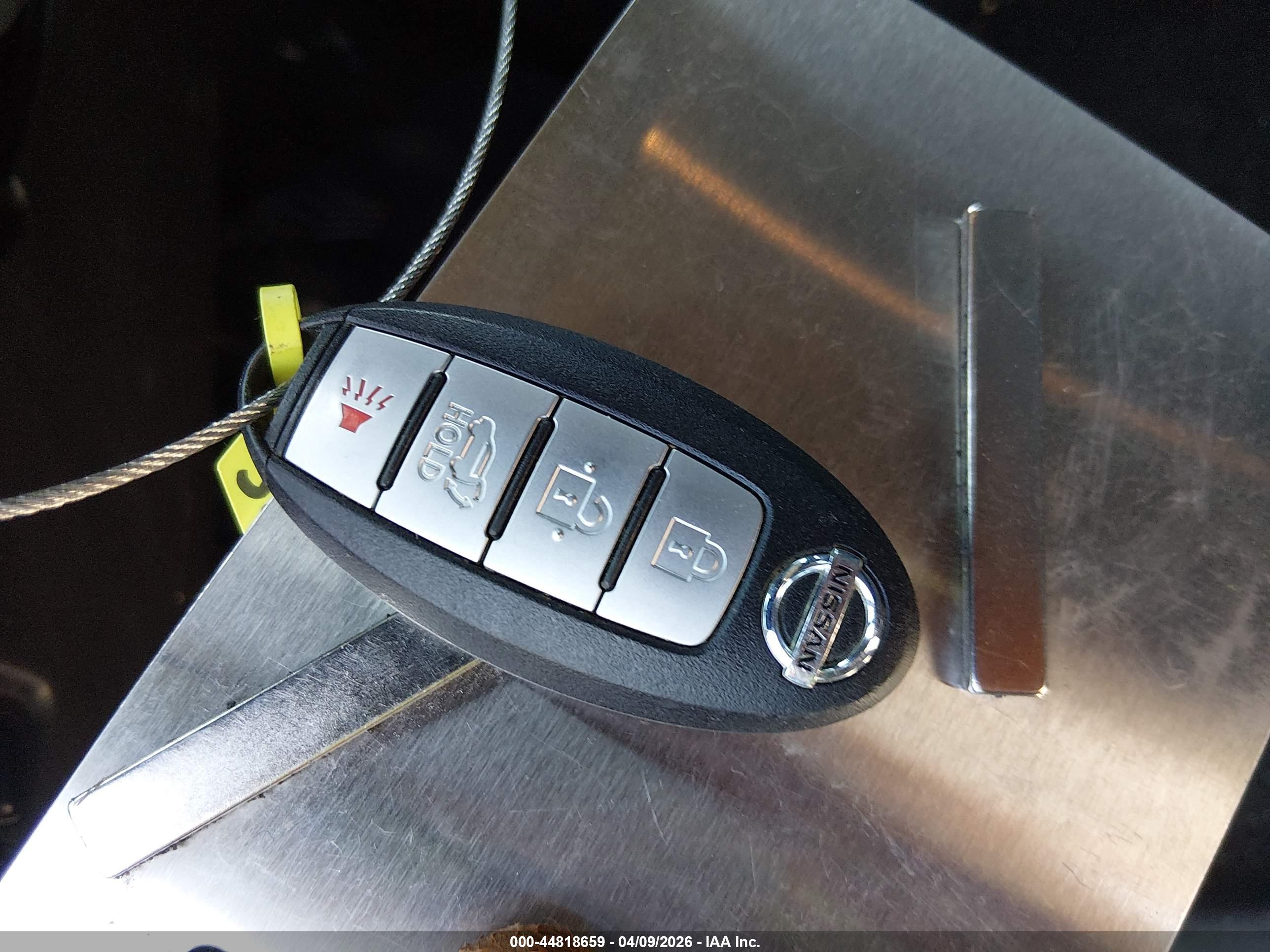 NISSAN ROGUE image 11