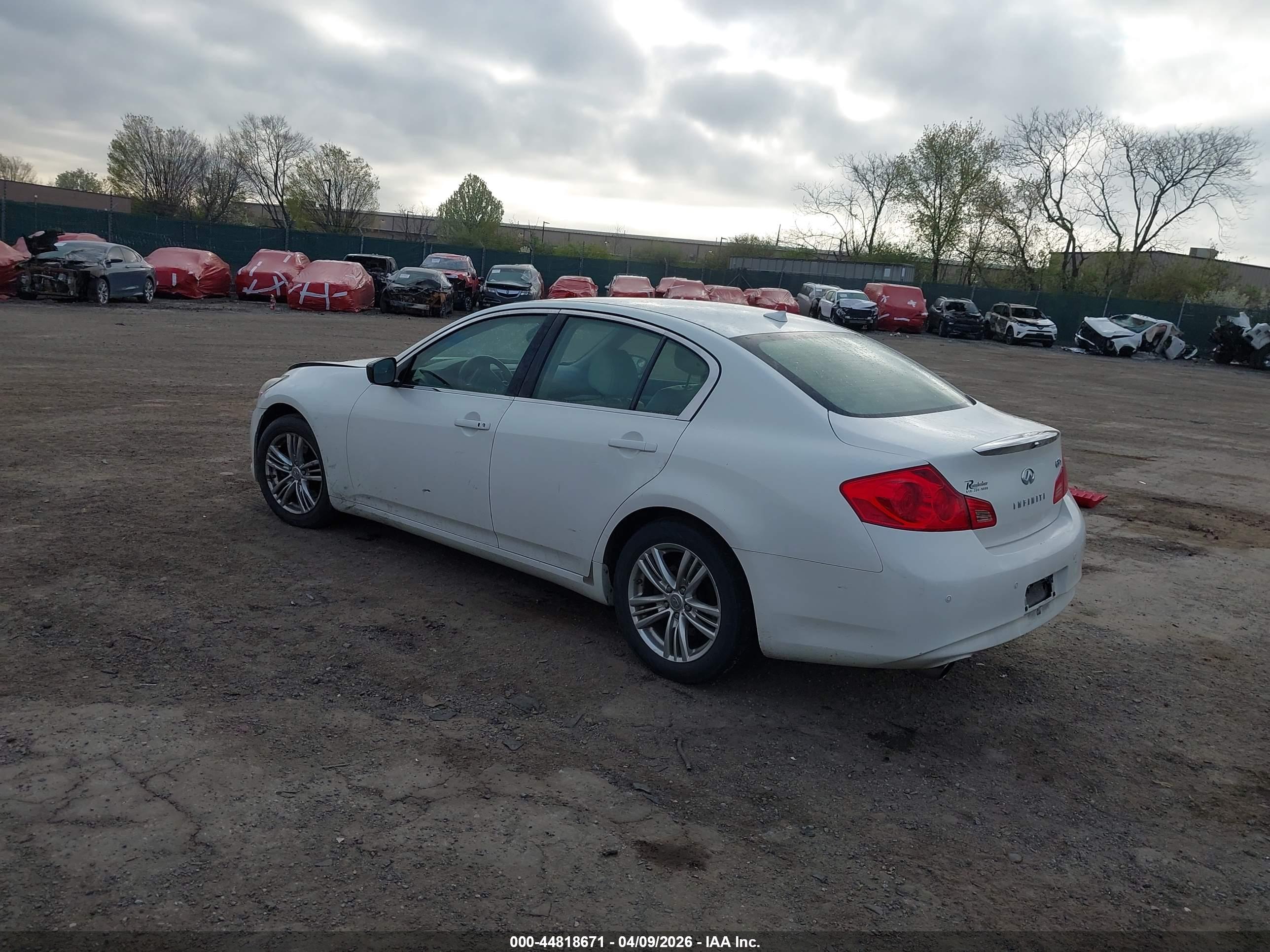 INFINITI G37X image 3