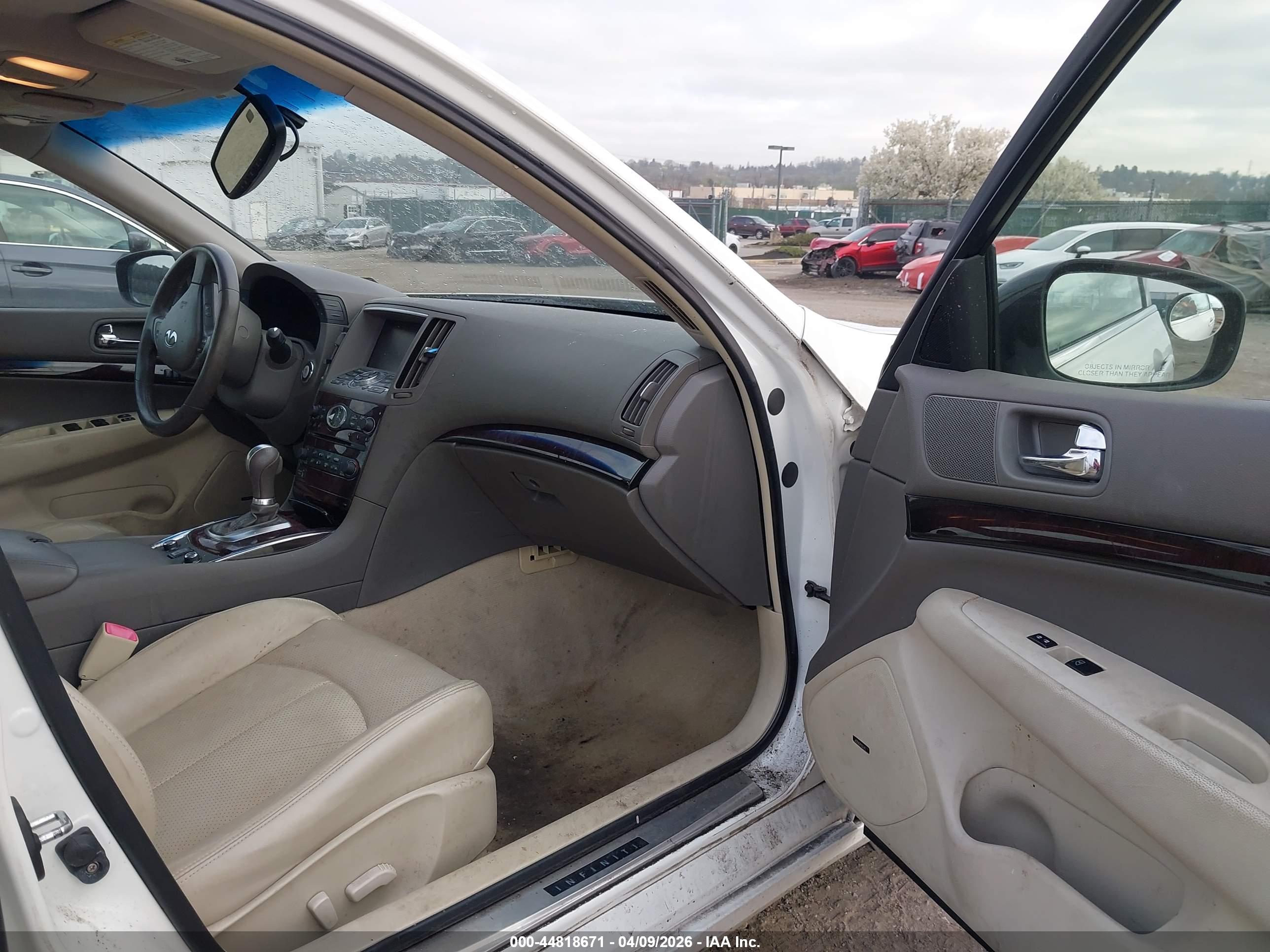 INFINITI G37X image 5