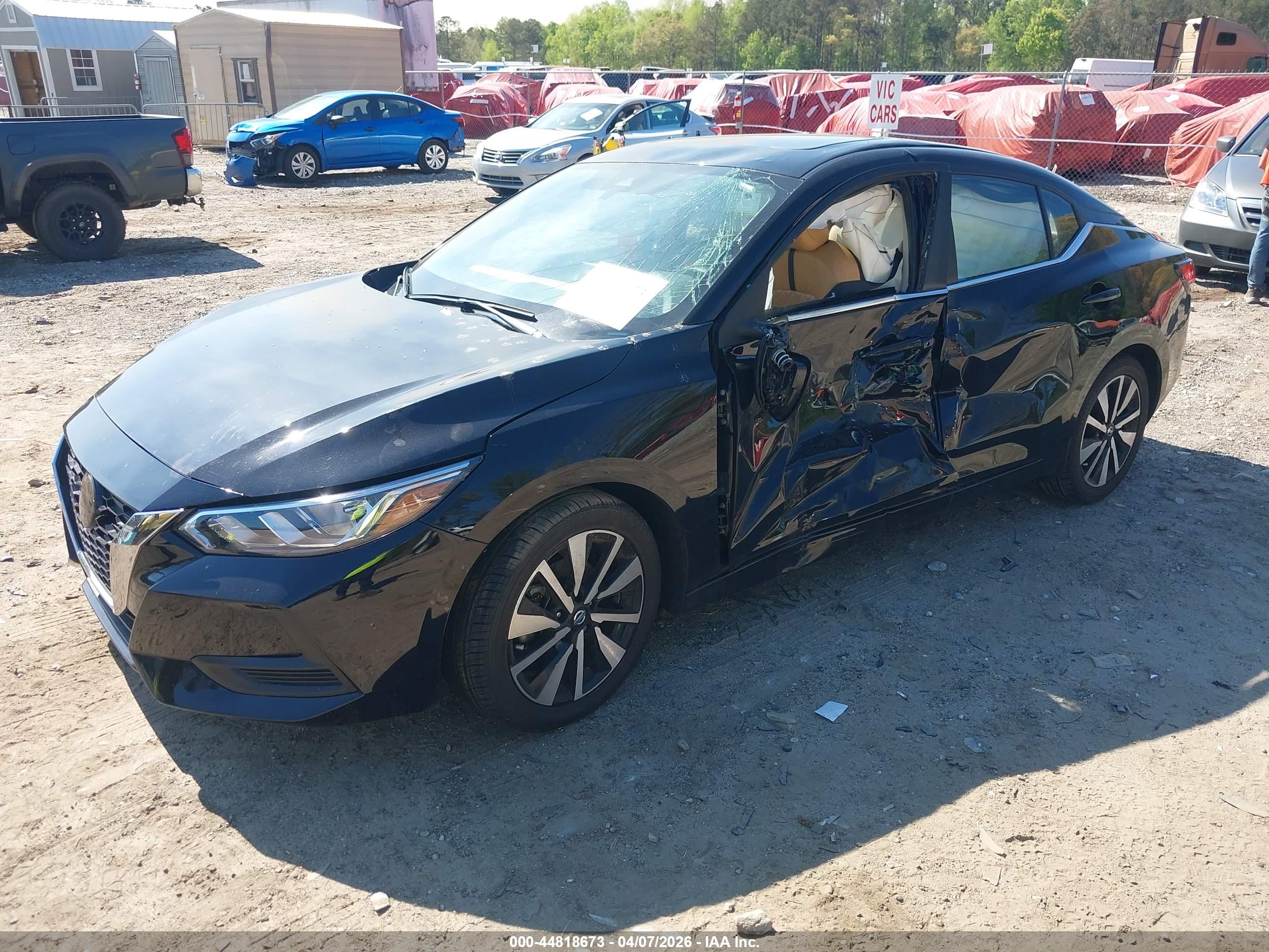 NISSAN SENTRA image 2