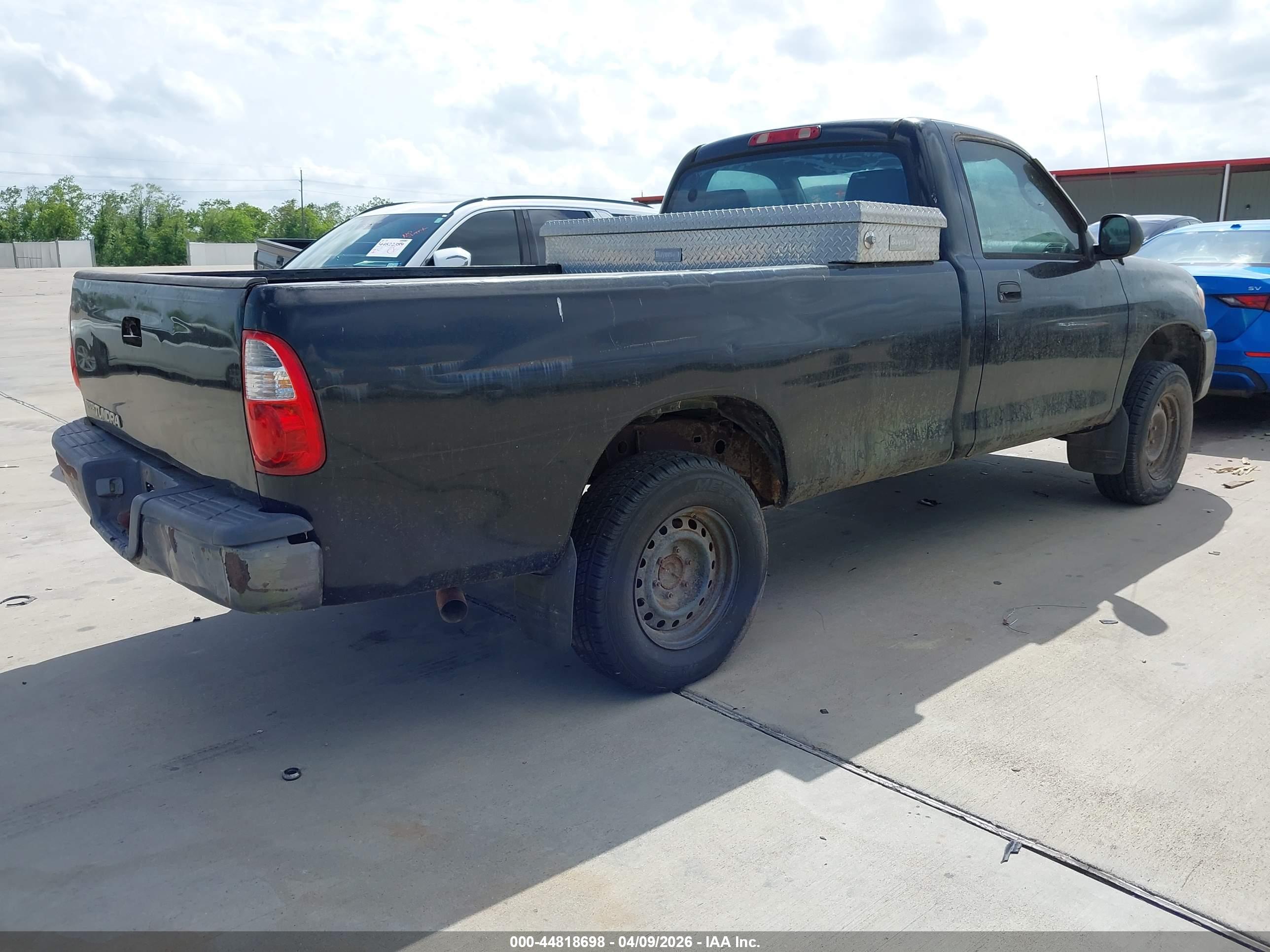 TOYOTA TUNDRA image 4