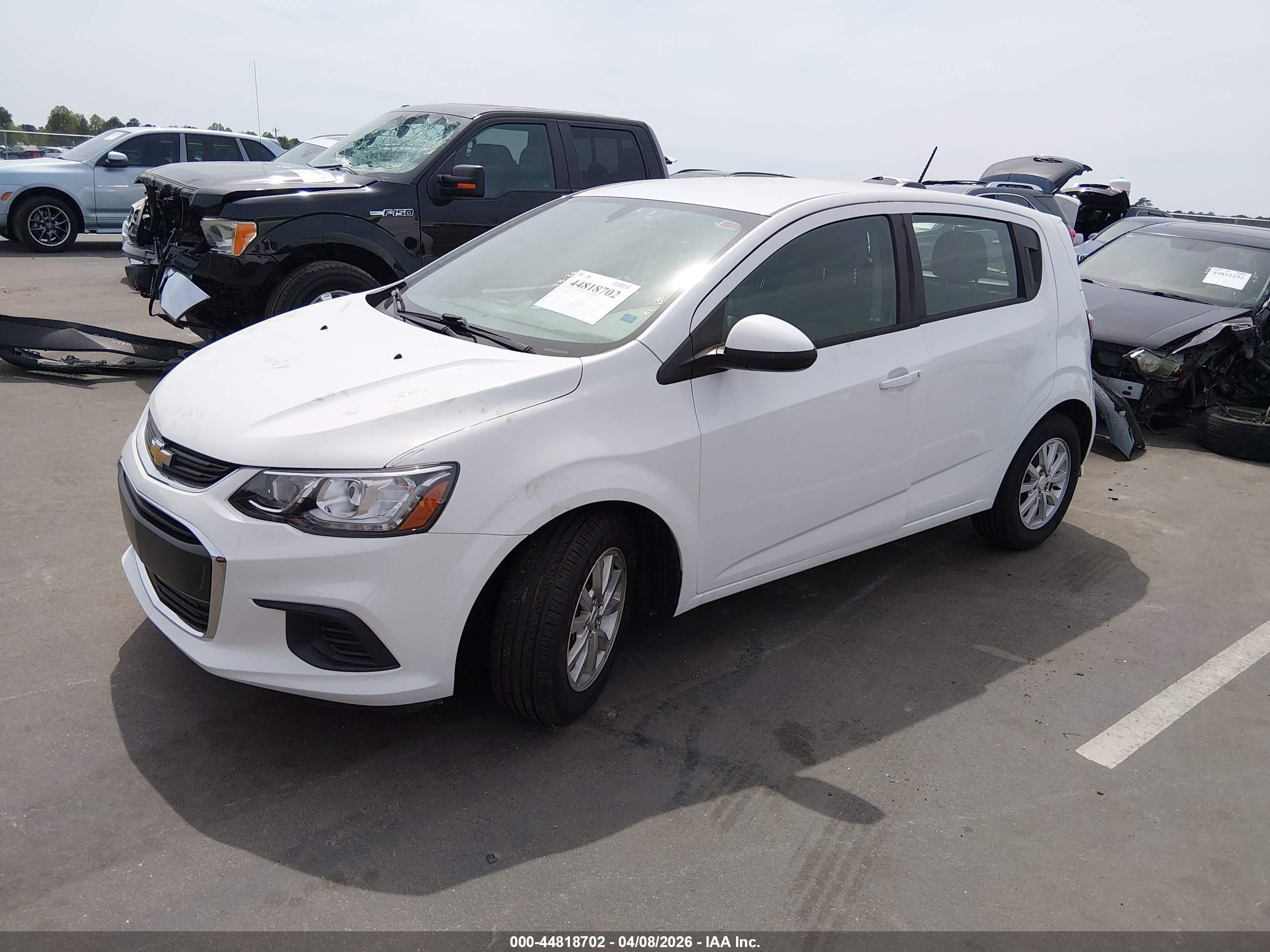 CHEVROLET SONIC image 2