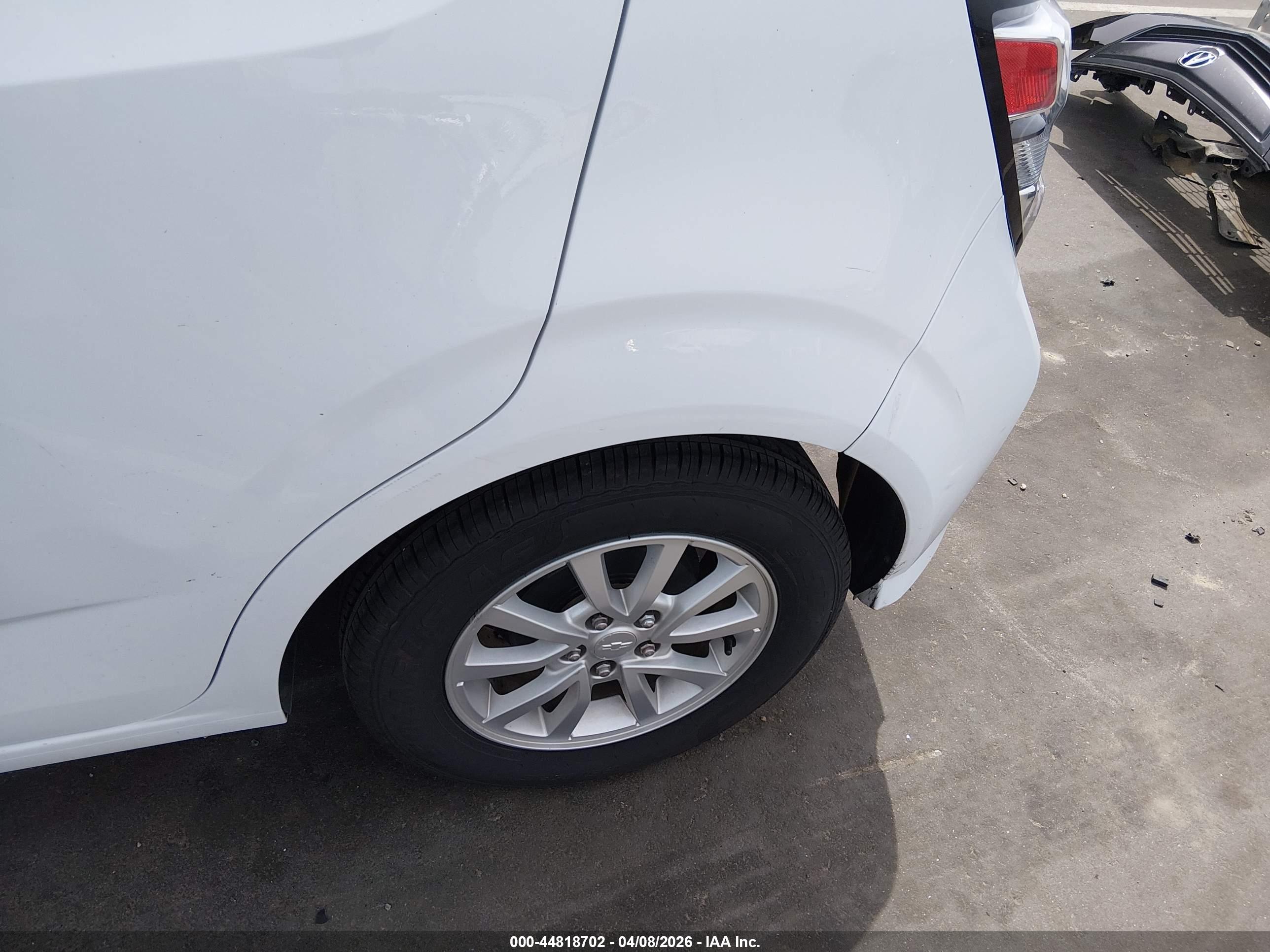 CHEVROLET SONIC image 6