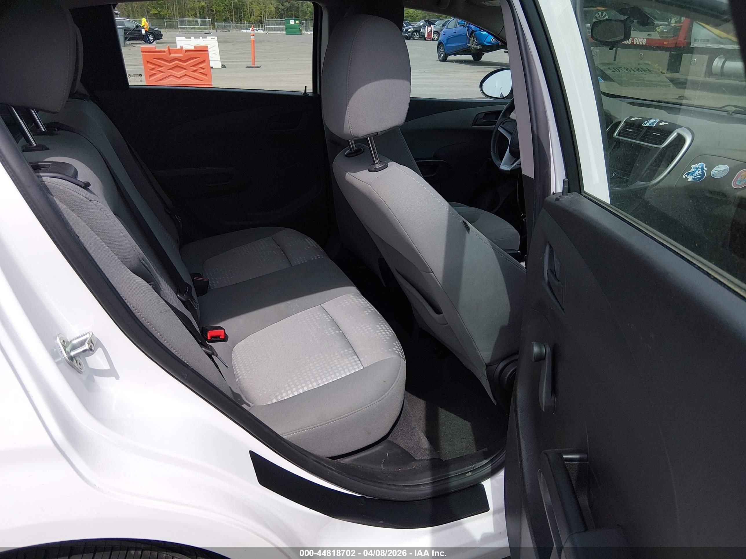 CHEVROLET SONIC image 8