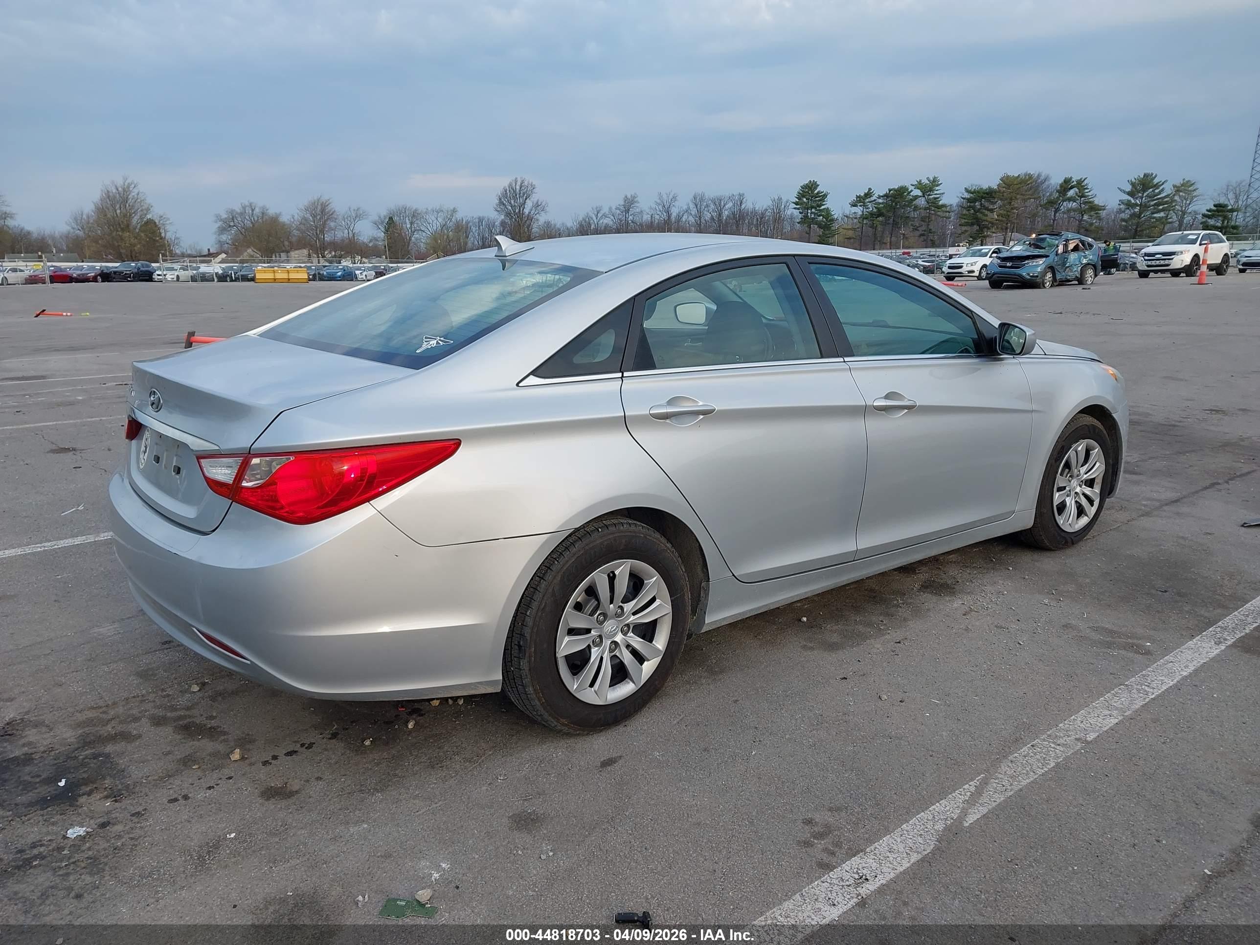 HYUNDAI SONATA image 4