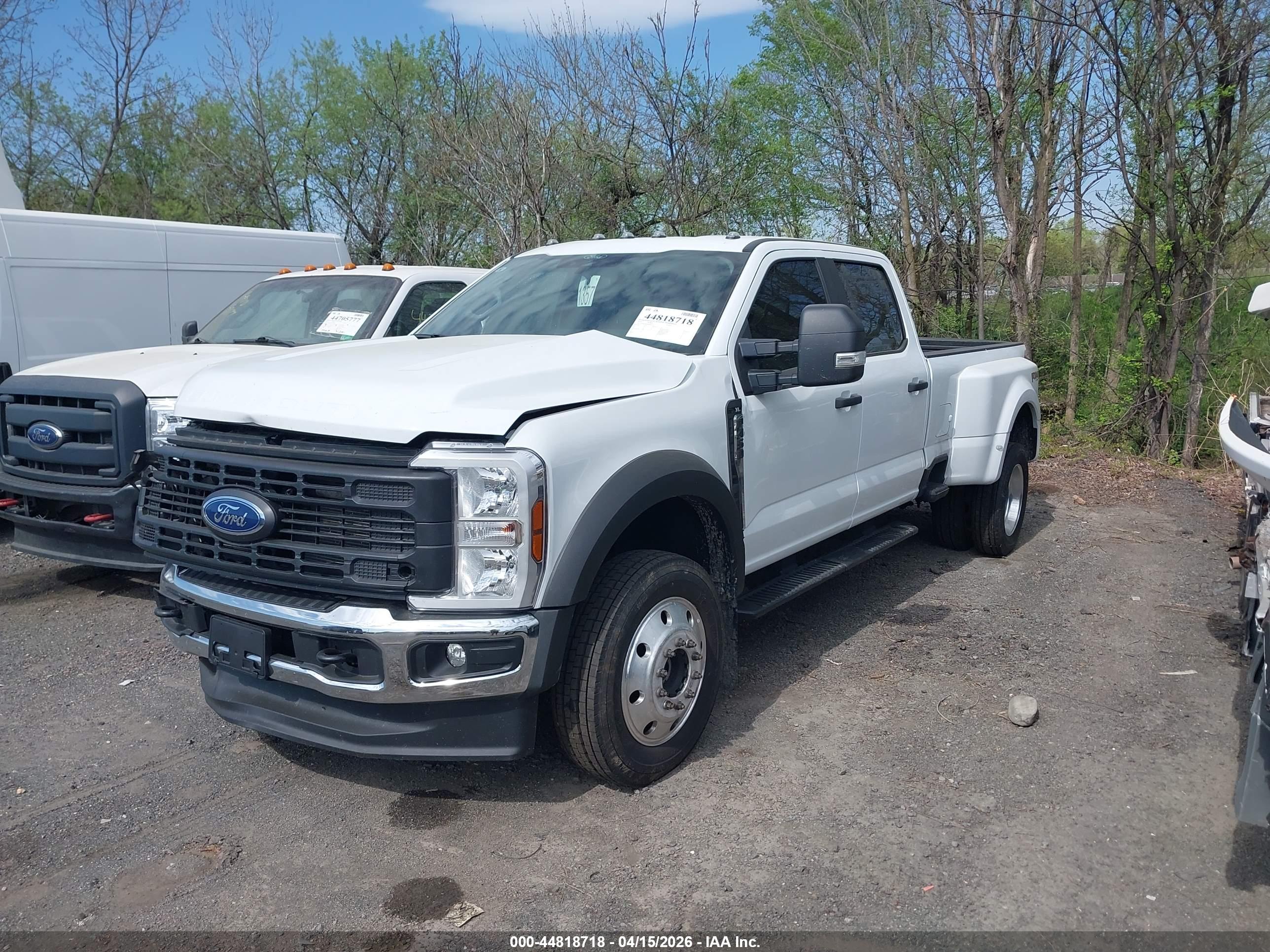 FORD F-450 image 2