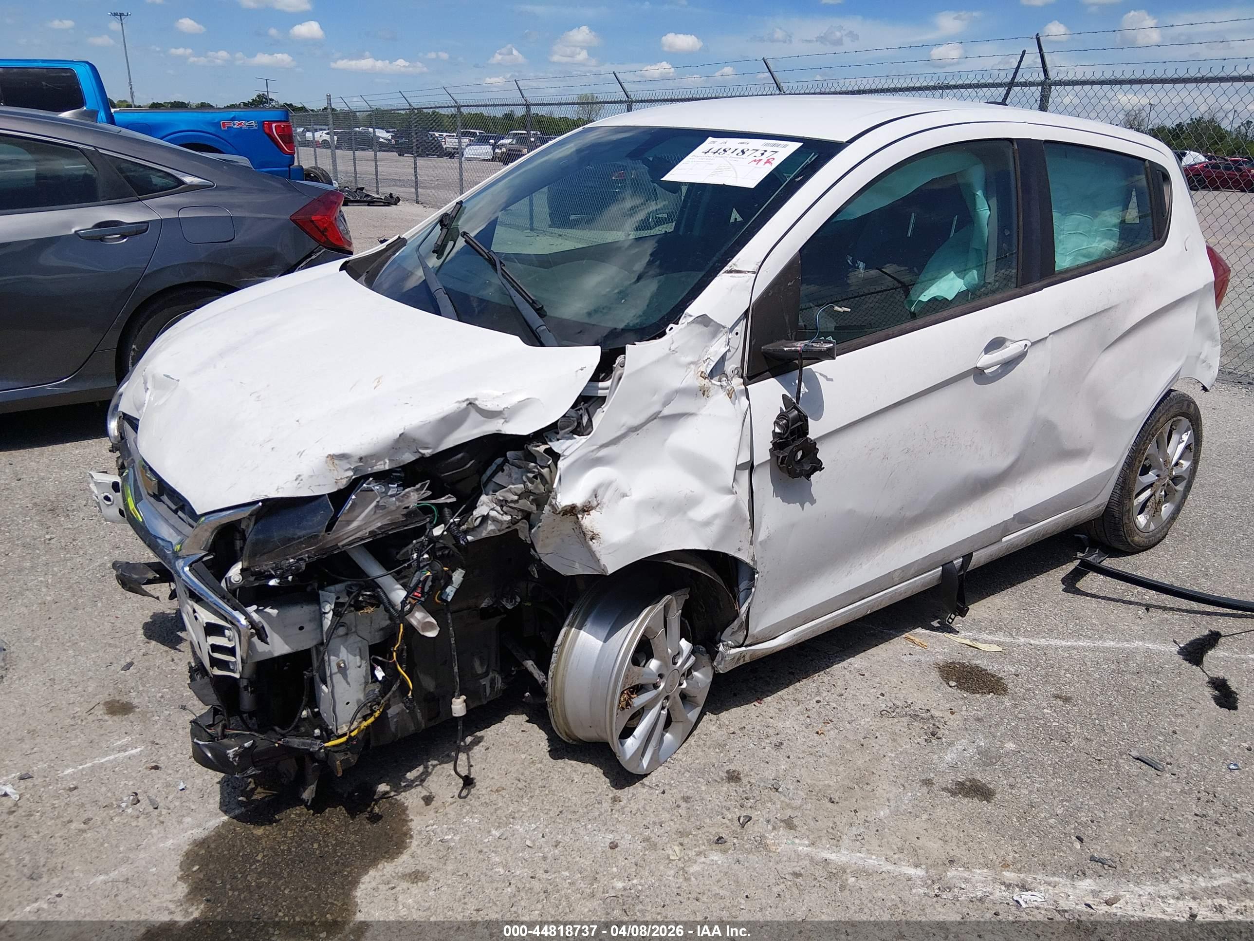 CHEVROLET SPARK image 2