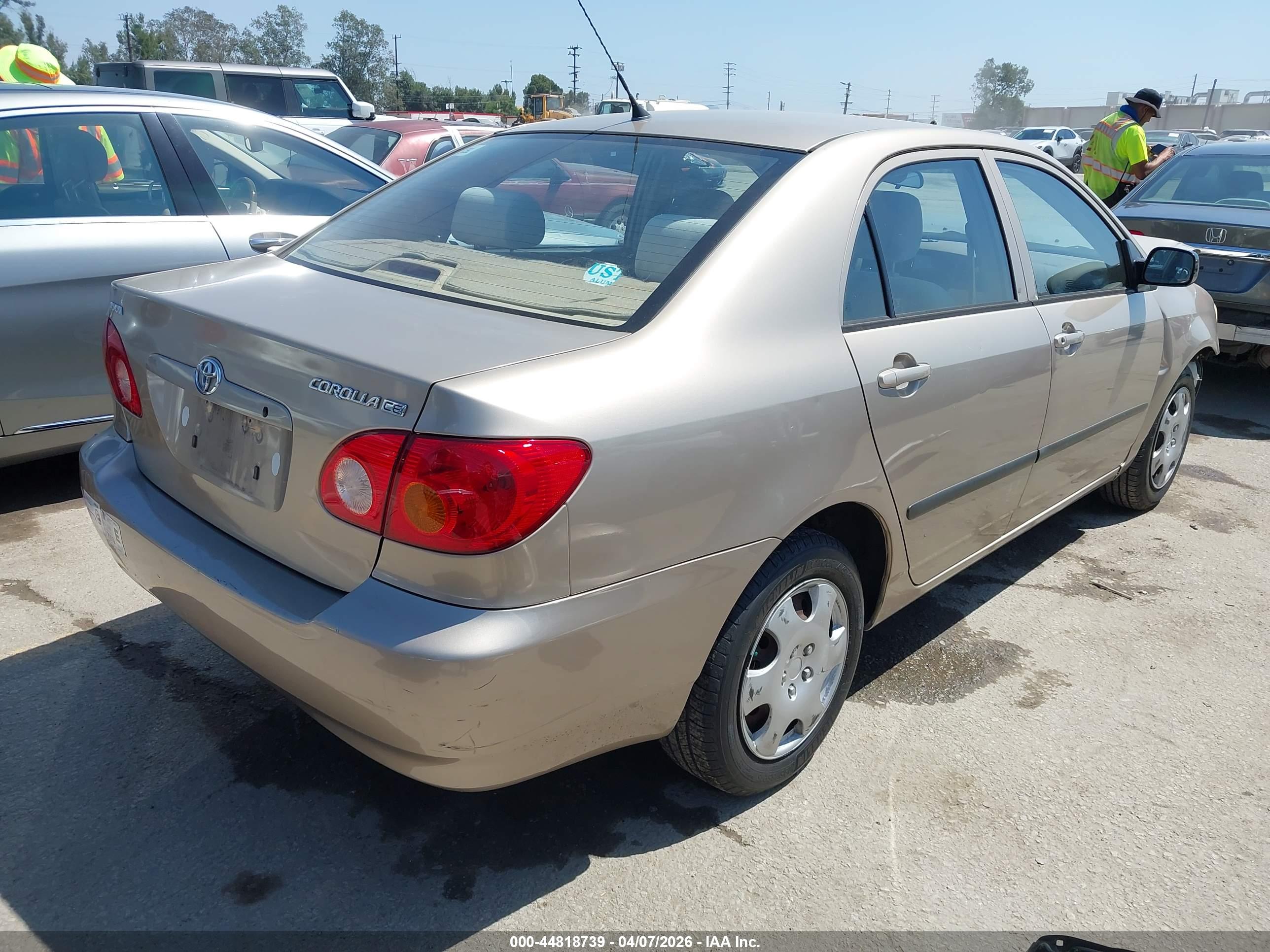 TOYOTA COROLLA image 4